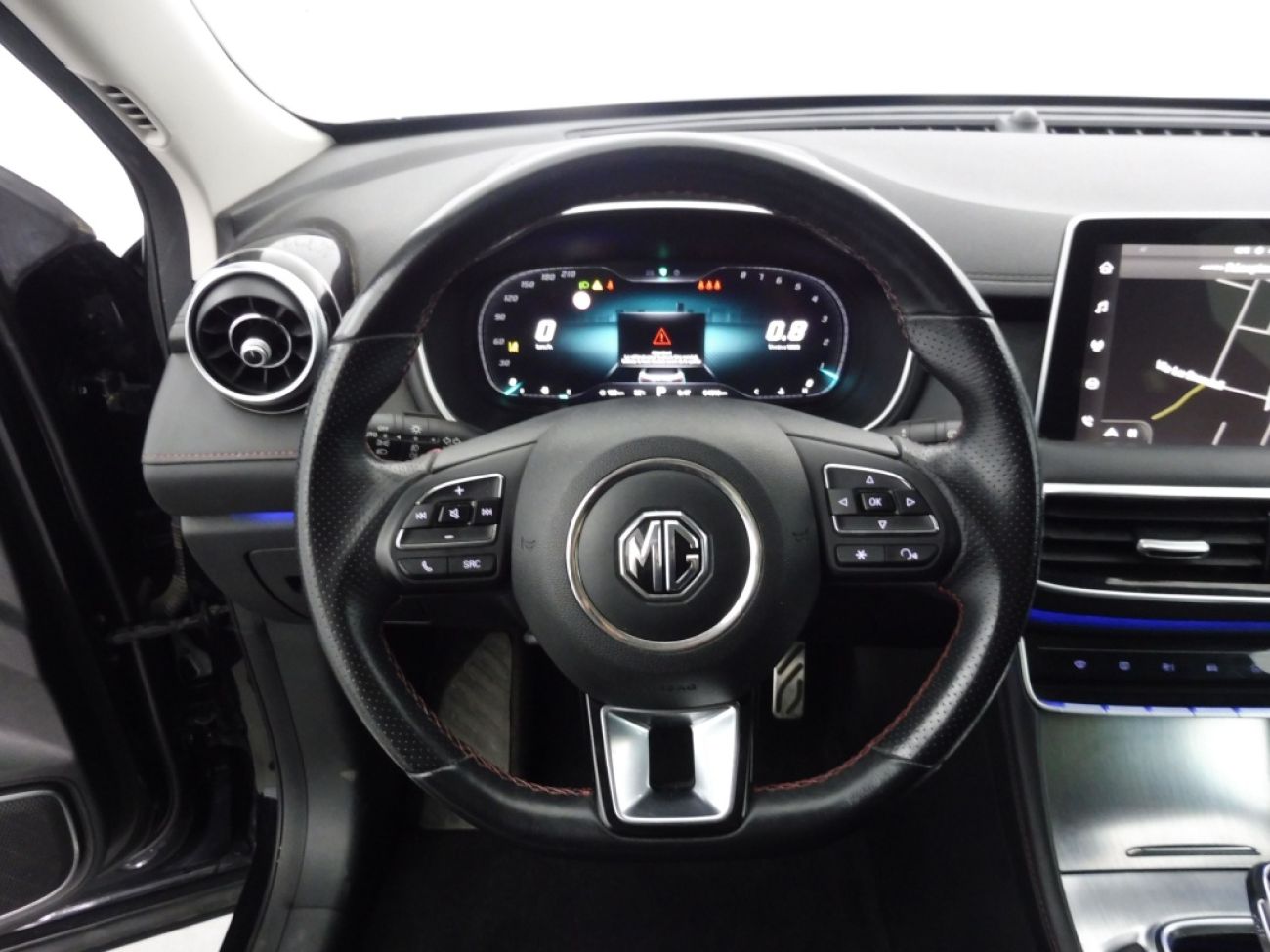 Mandataire MG HS 1.5 T-GDI 162 AT luxury