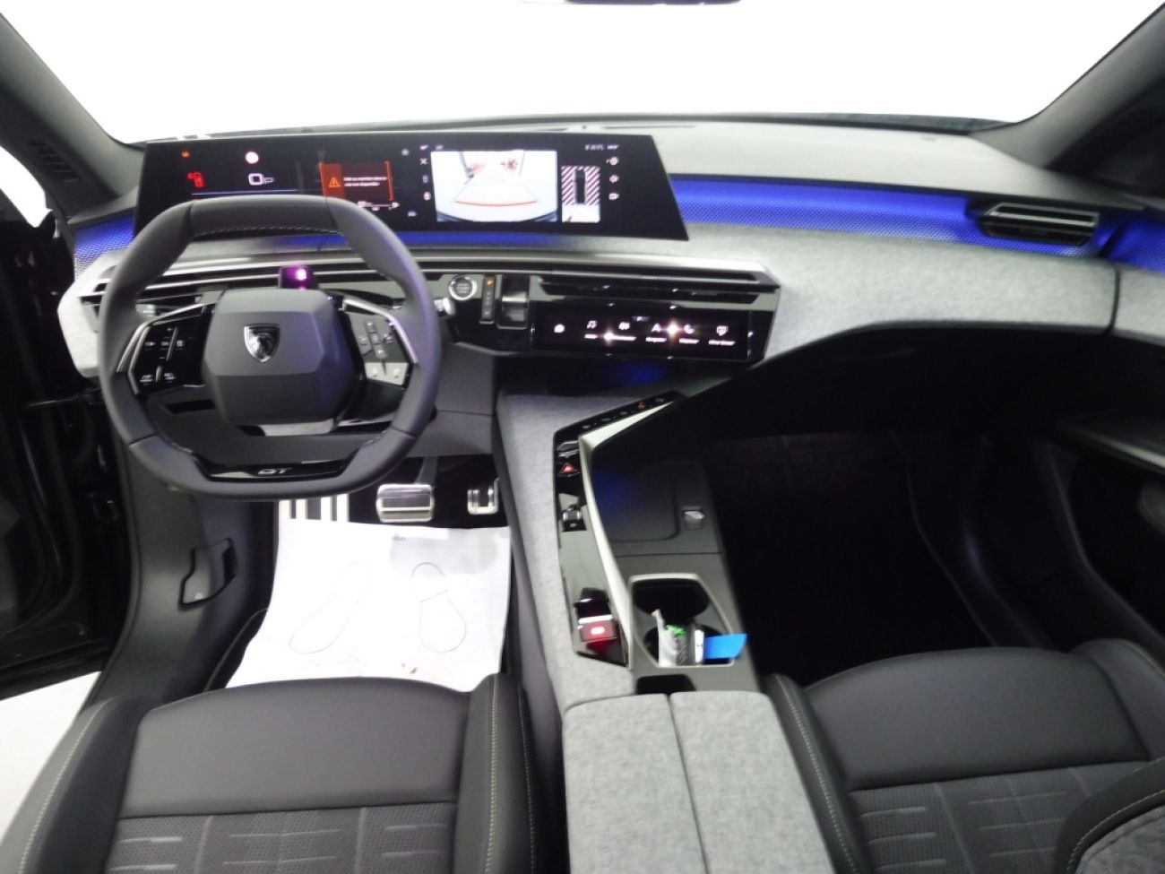 Mandataire PEUGEOT 3008 1.2 HYBRID 145CH GT E-DCS6