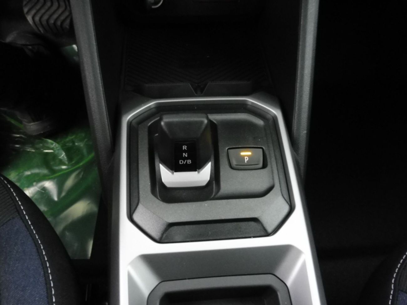 Mandataire Dacia DUSTER 1.6 HYBRID 140CH JOURNEY 4X2