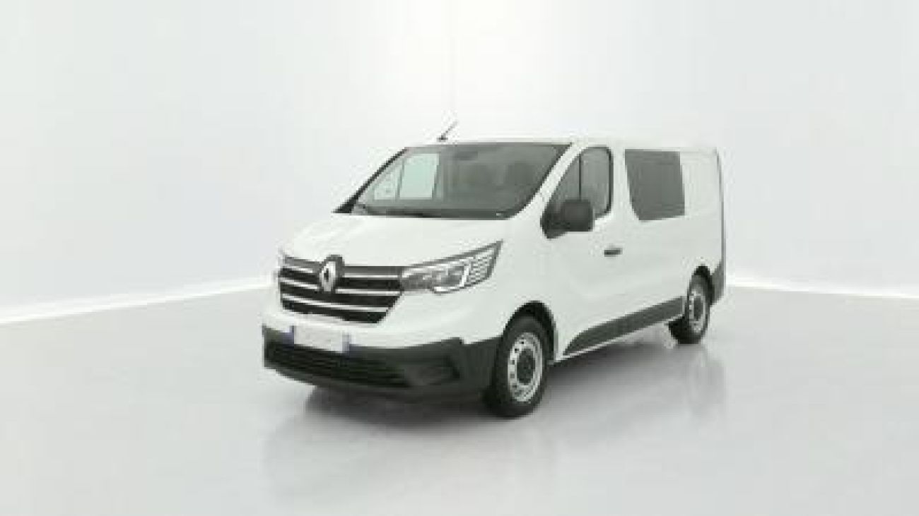 Mandataire RENAULT Trafic III(3) L1H1 2800 2.0 Blue dCi 130ch Grand Confort Van Loisirs MDP
