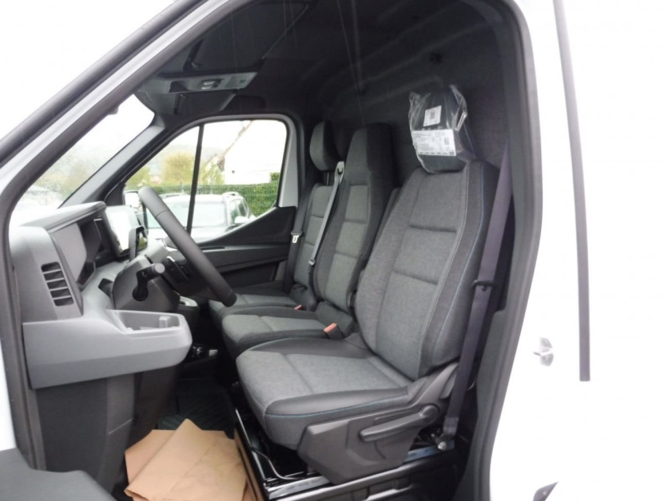 Mandataire RENAULT Master F3500 L2H2 2.0 BLUE DCI 150CH EXTRA AUTO - 25