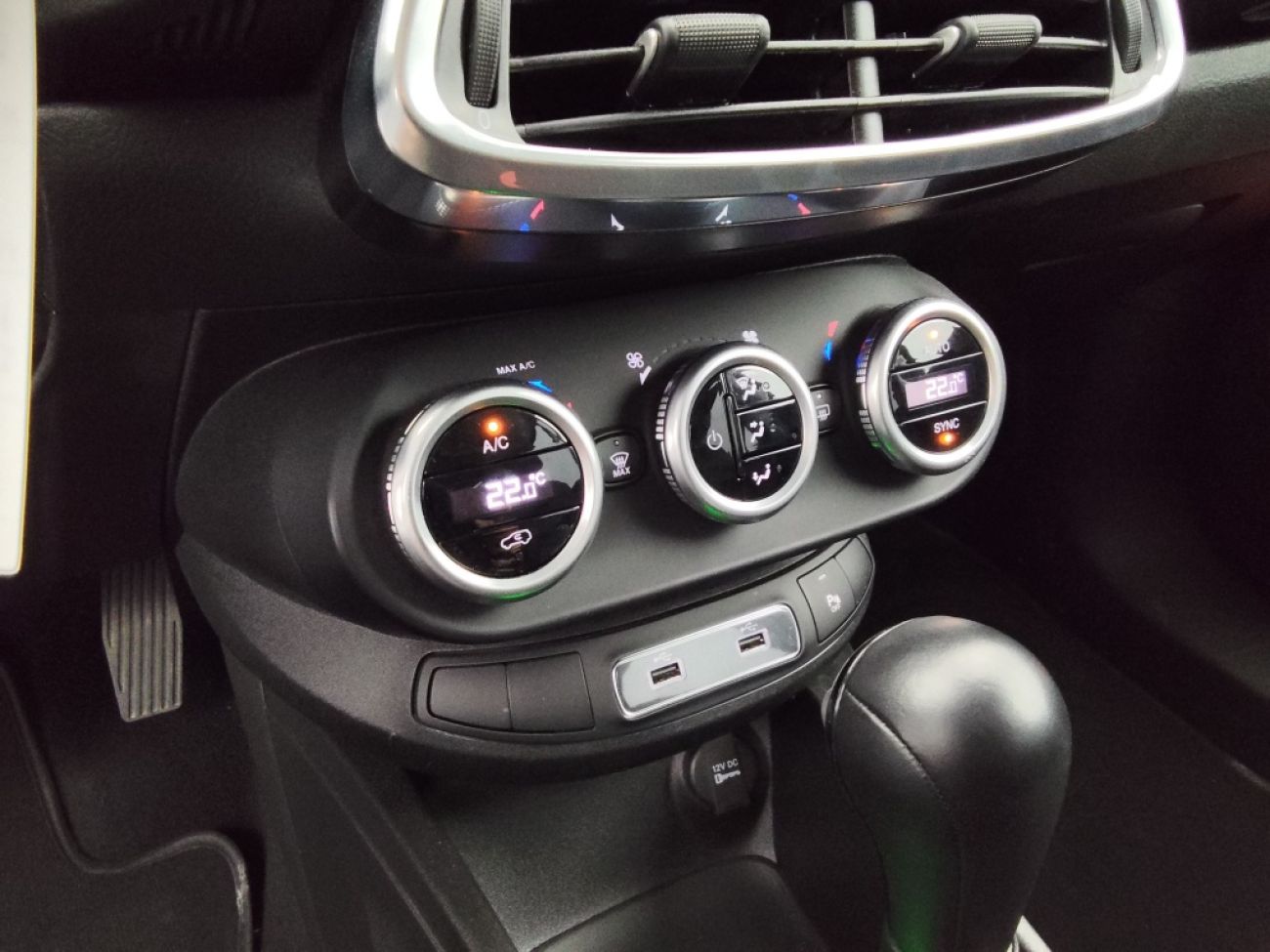 Mandataire FIAT 500X 1.5 FIREFLY TURBO 130CH S/S HYBRID PACK CONFORT DCT7
