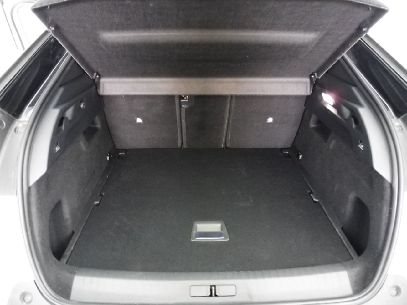 Mandataire PEUGEOT 3008 HYBRID 136CH GT E-DCS6