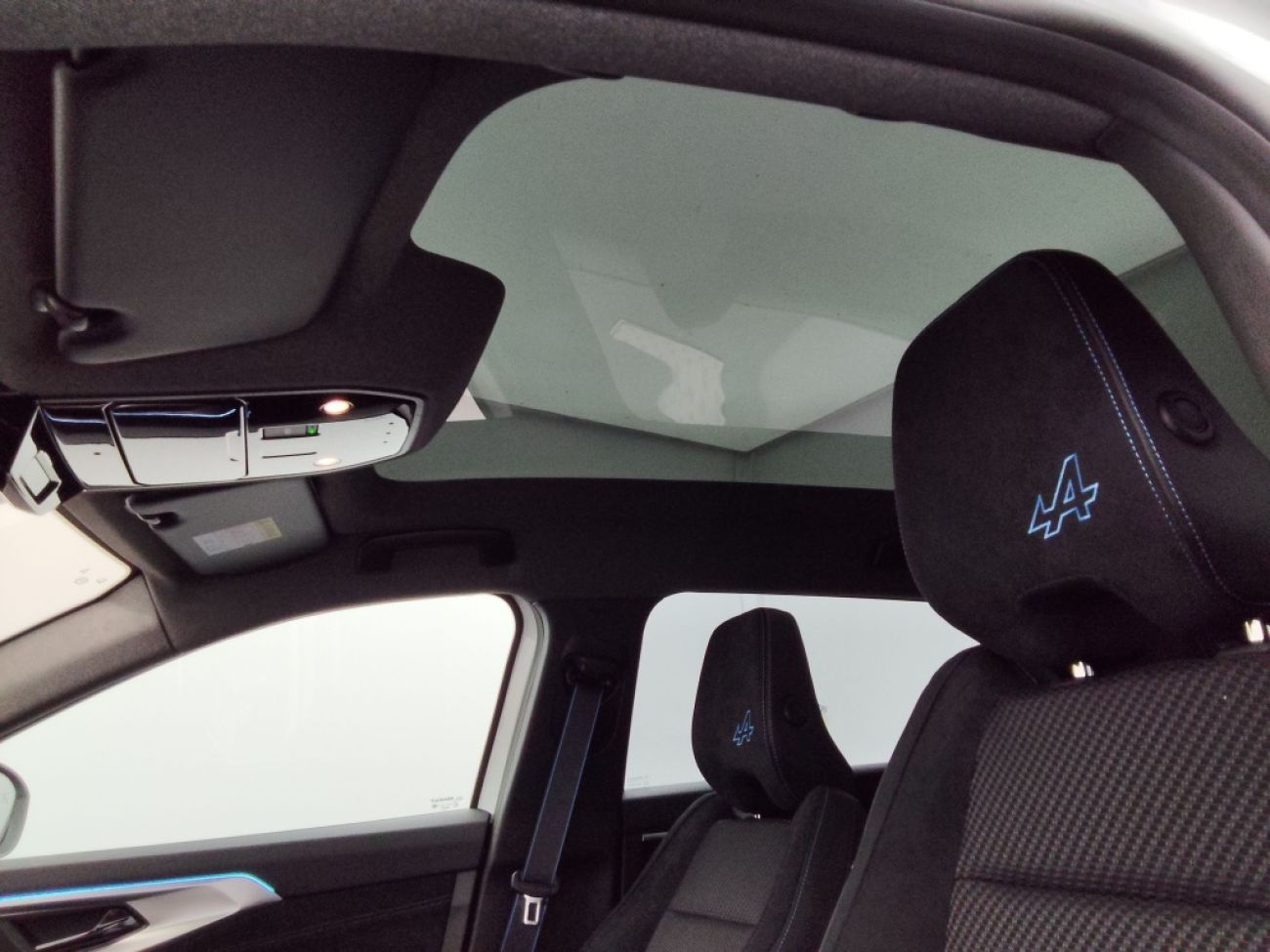 Mandataire RENAULT ESPACE VI 1.2 E-TECH FULL HYBRID 200CH ESPRIT ALPINE 7 PLACES - 25