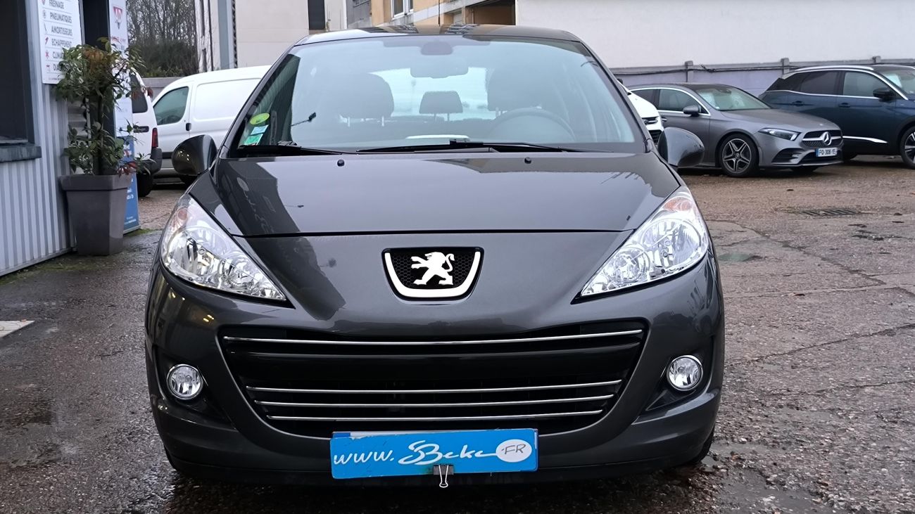 Mandataire PEUGEOT 207 1.4e 90ch Premium 2-tronic BOITE AUTOMATIQUE / 1ERE MAIN