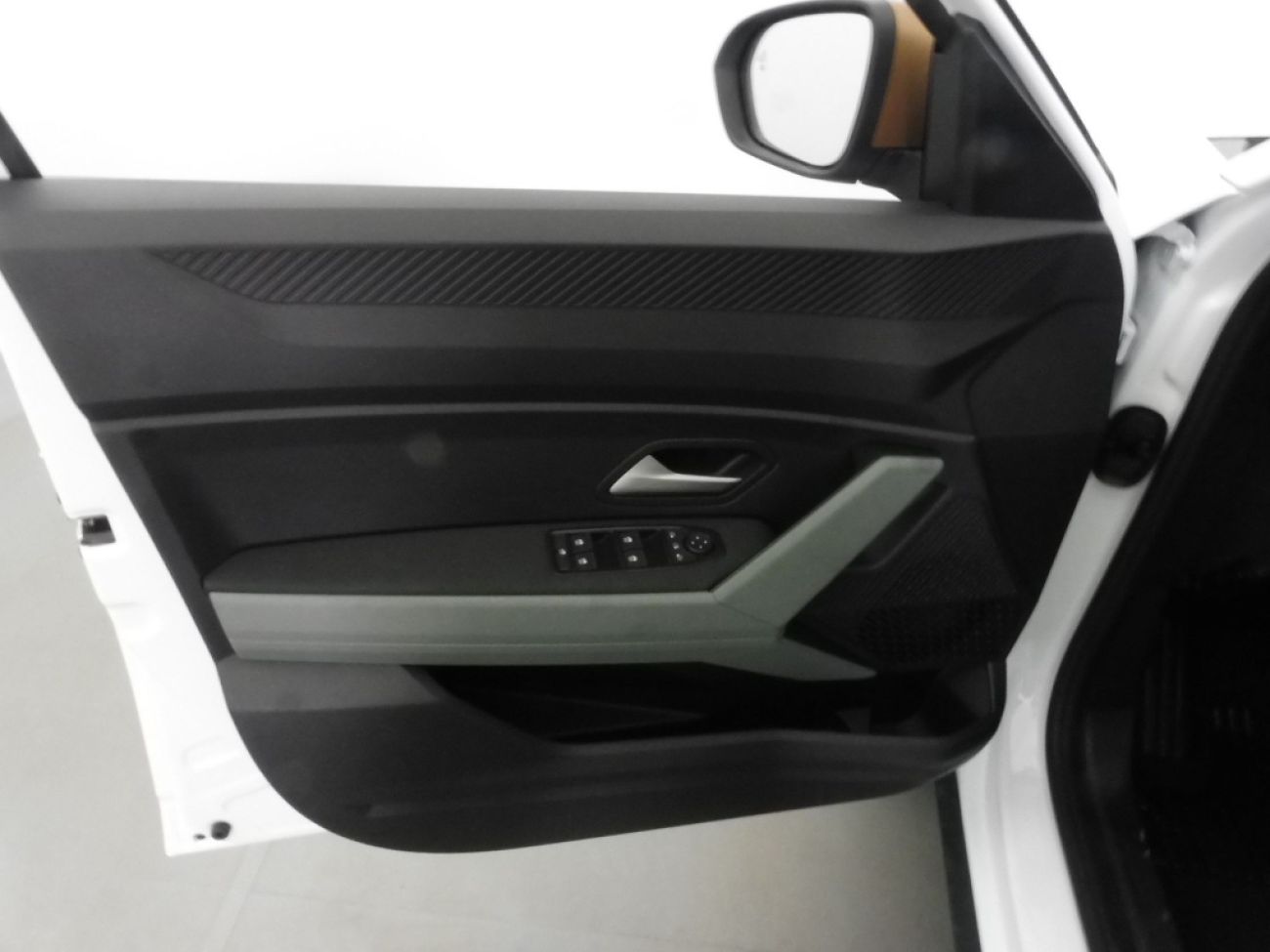 Mandataire Dacia DUSTER 1.2 TCE MILD HYBRID 130CH EXTREME 4X2