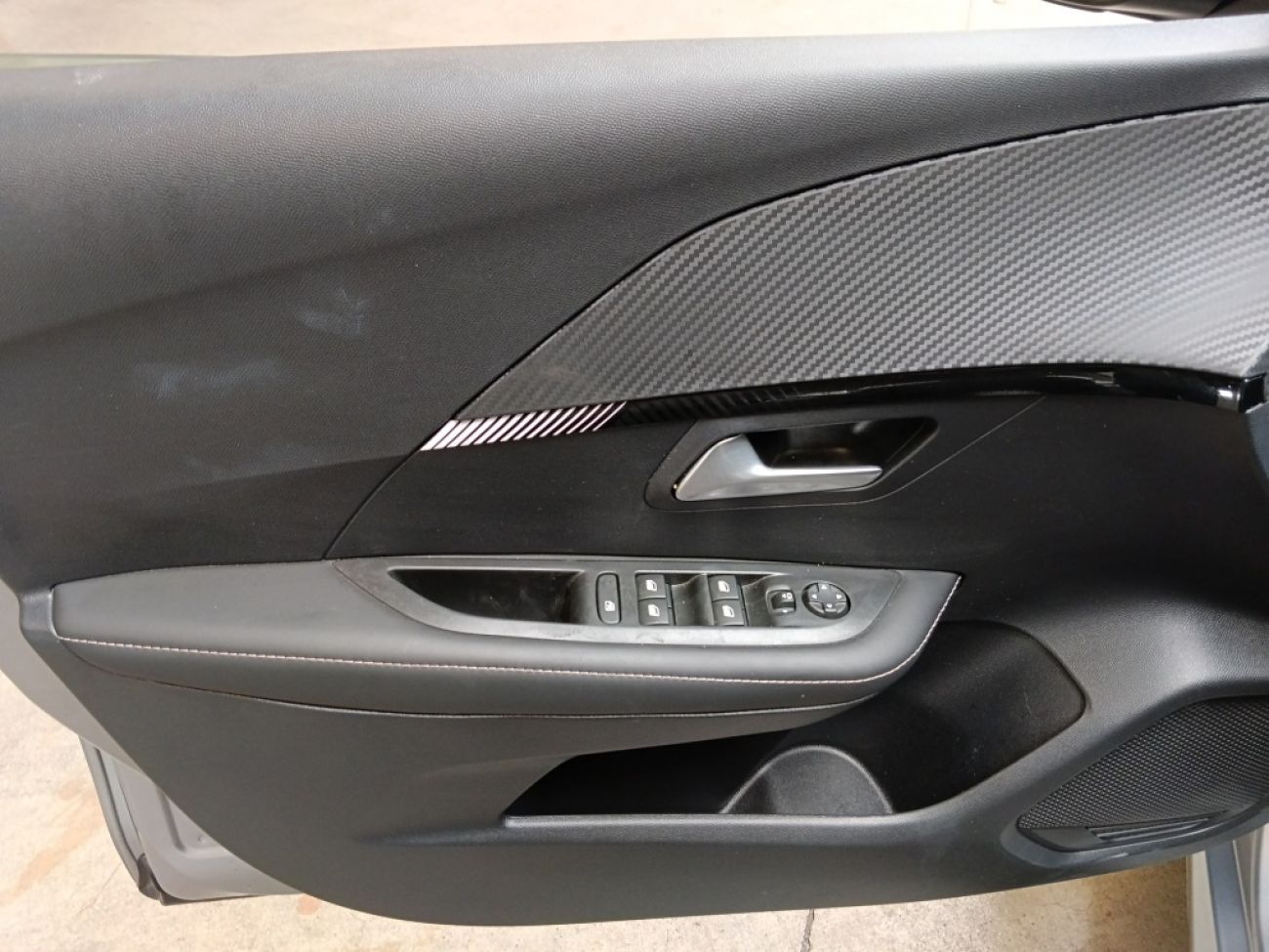 Mandataire PEUGEOT 208 1.2 100CH S&S ALLURE