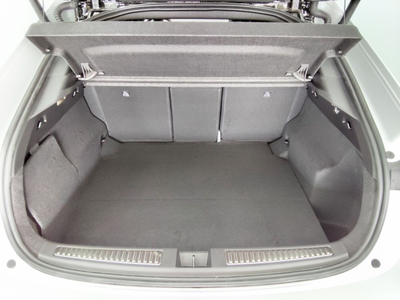 Mandataire RENAULT RAFALE 1.2 E-TECH FULL HYBRID 200CH ESPRIT ALPINE - 25