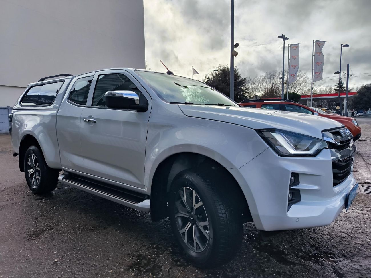 Mandataire ISUZU D-MAX N60 F SPACE CAB 4X4 AT 164