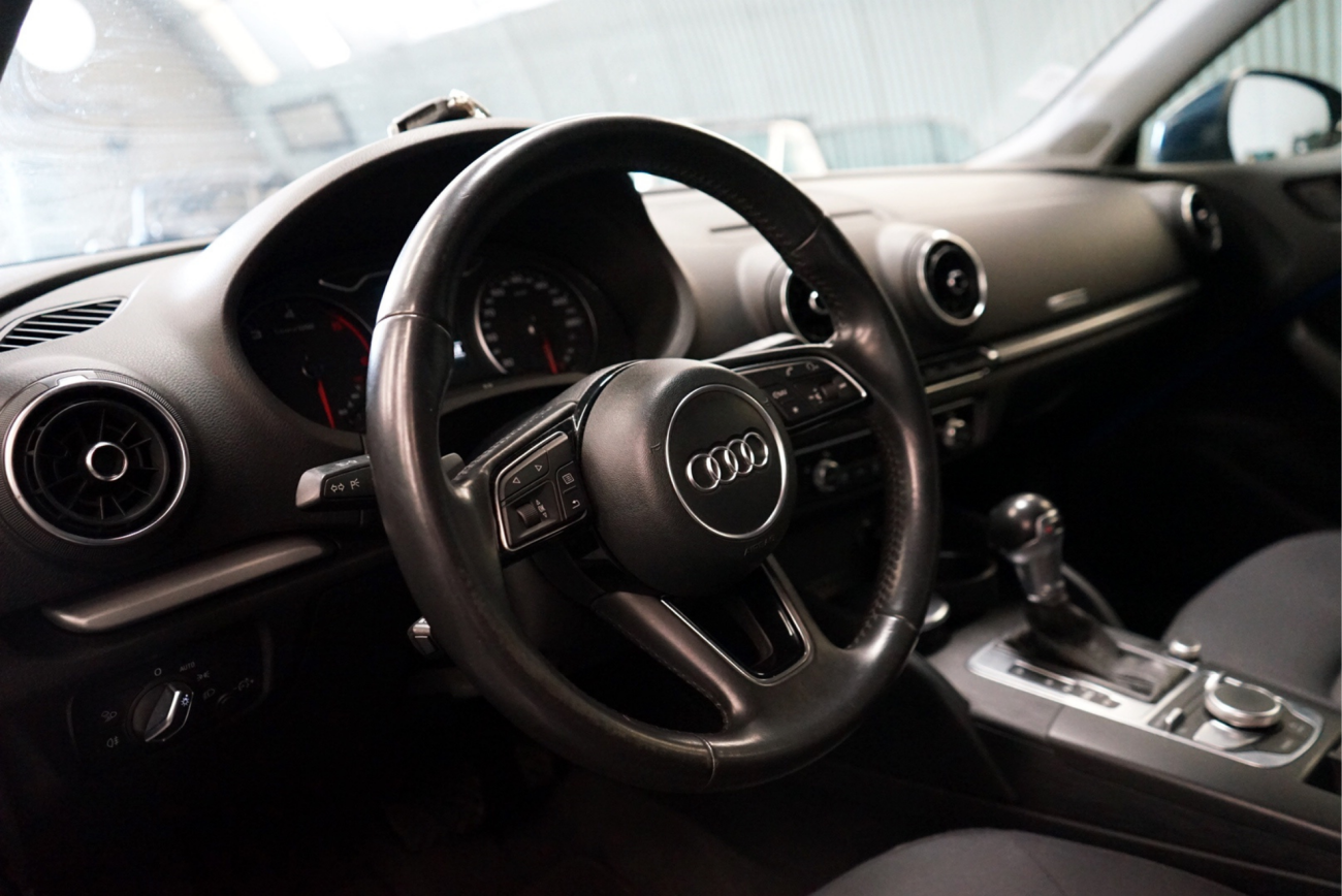 Mandataire AUDI A3 SPORTBACK BUSINESS 1.6 TDI 116 S tronic 7 Business line