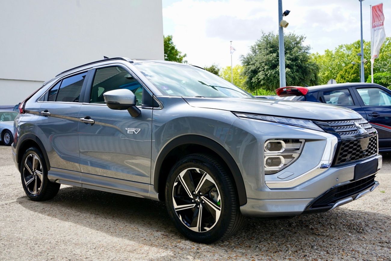 Mandataire MITSUBISHI ECLIPSE CROSS MY21 2.4 MIVEC PHEV Twin Motor 4WD Instyle