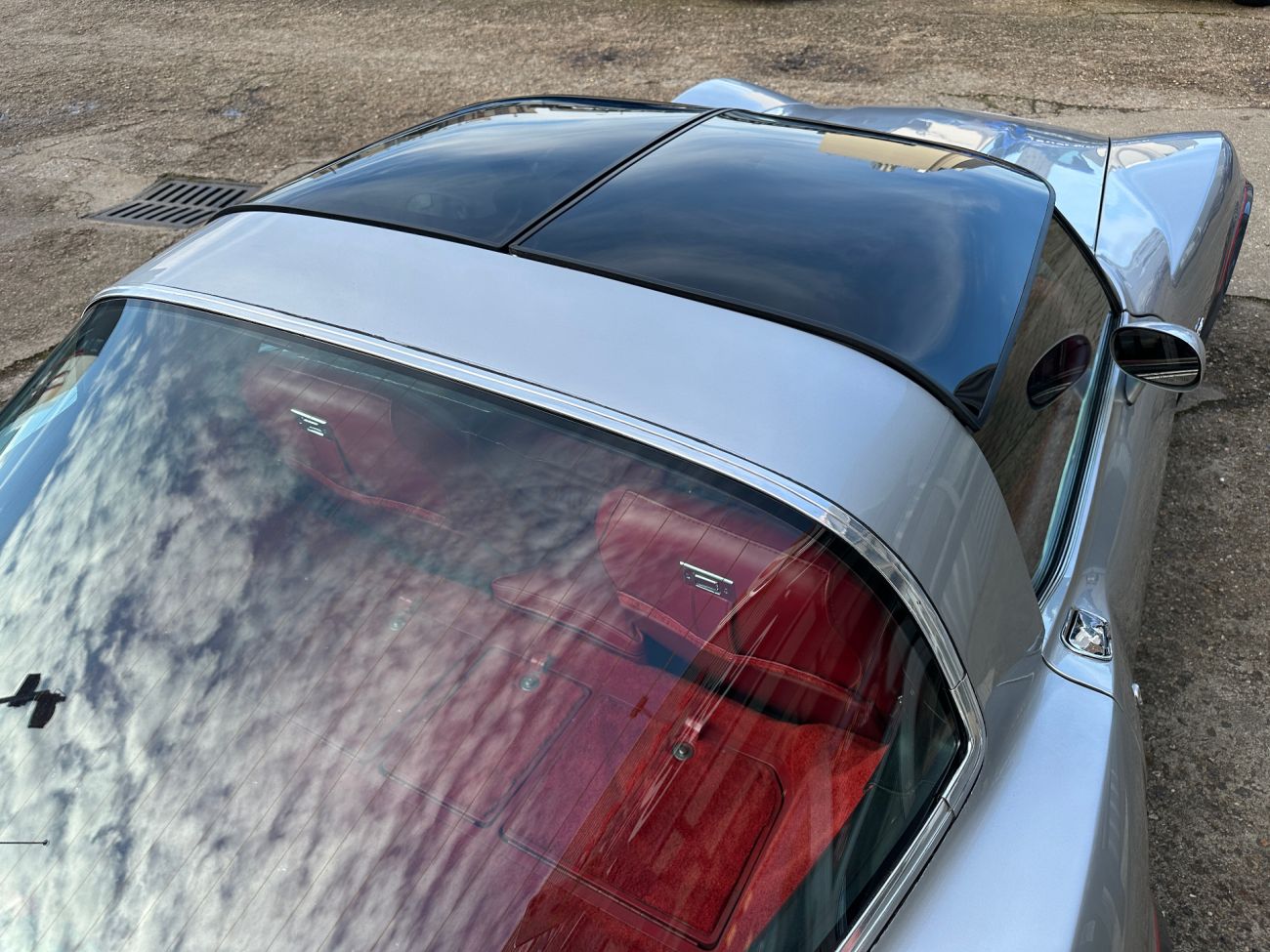 Mandataire CHEVROLET CORVETTE C3 T-TOP 25 TH ANNIVERSARY V8 350 L48