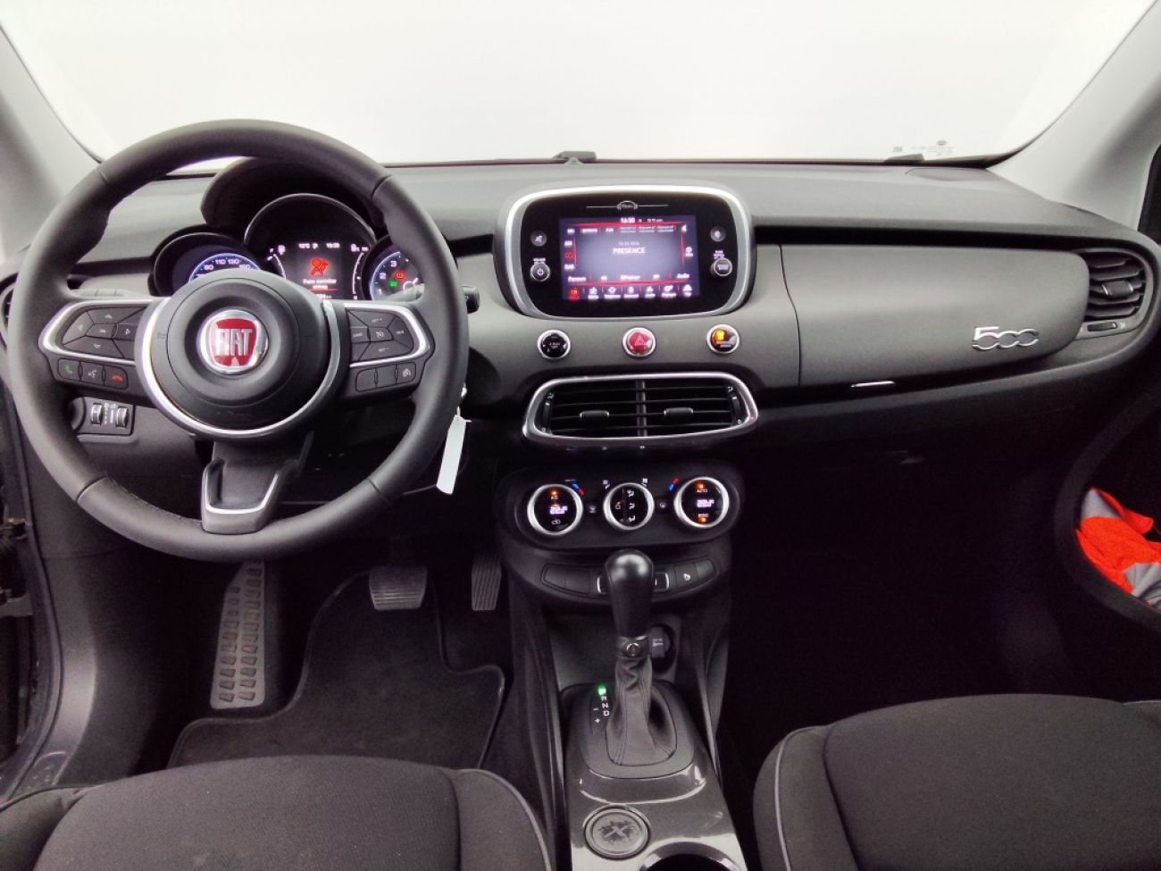 Mandataire FIAT 500X 1.5 FIREFLY TURBO 130CH S/S HYBRID PACK CONFORT DCT7