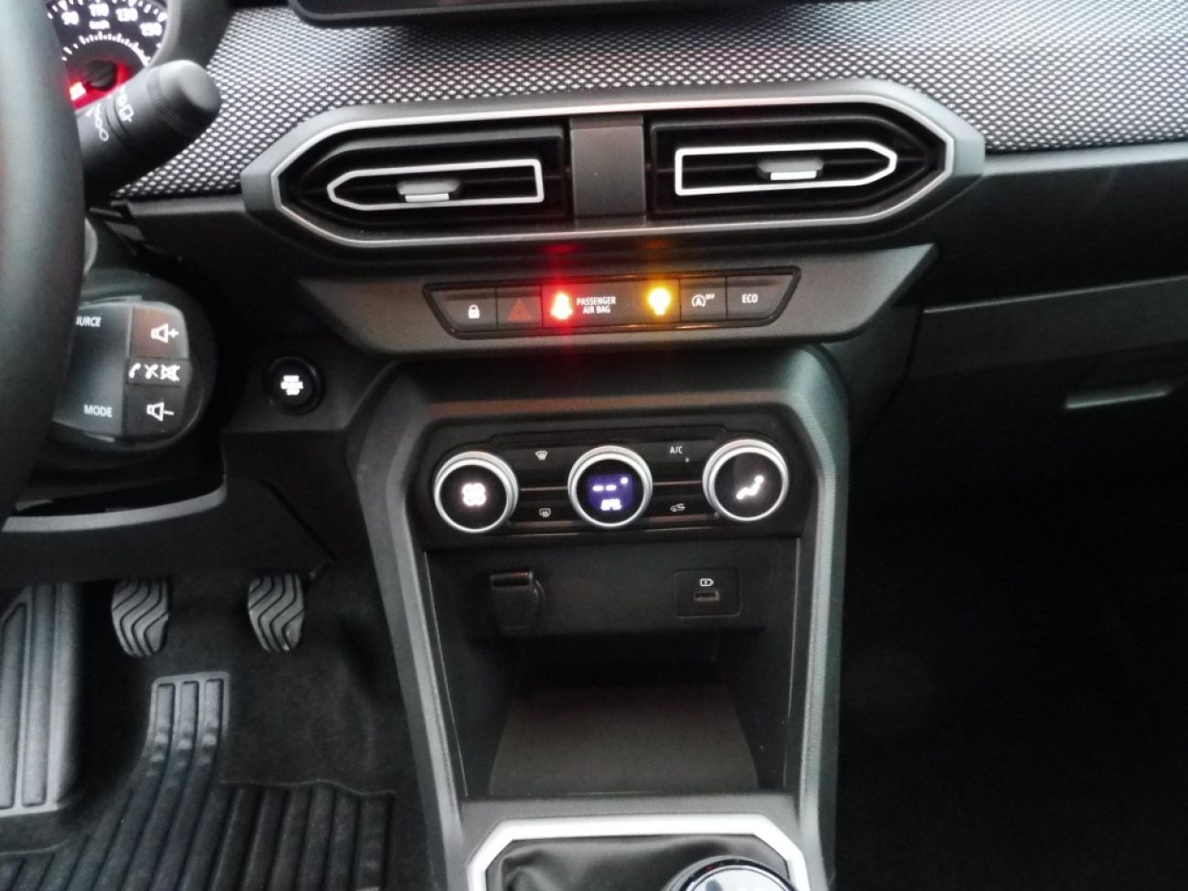 Mandataire Dacia JOGGER 1.0 TCE 110CH EXPRESSION 7 PLACES -24