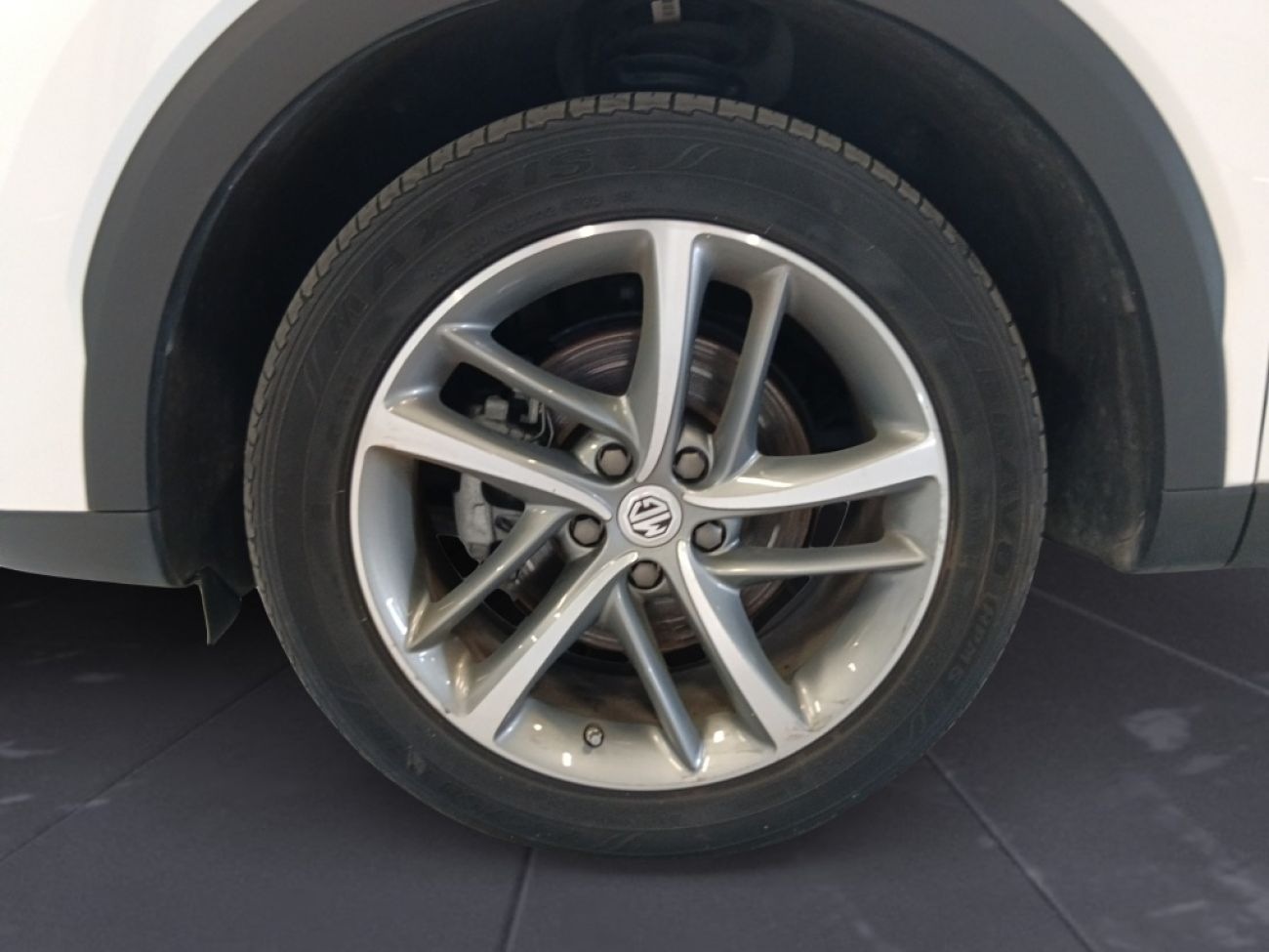 Mandataire MG HS 1.5 T-GDI 162 AT luxury