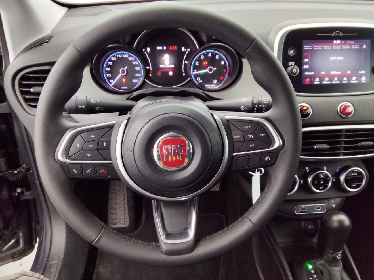 Mandataire FIAT 500X 1.5 FIREFLY TURBO 130CH S/S HYBRID PACK CONFORT DCT7