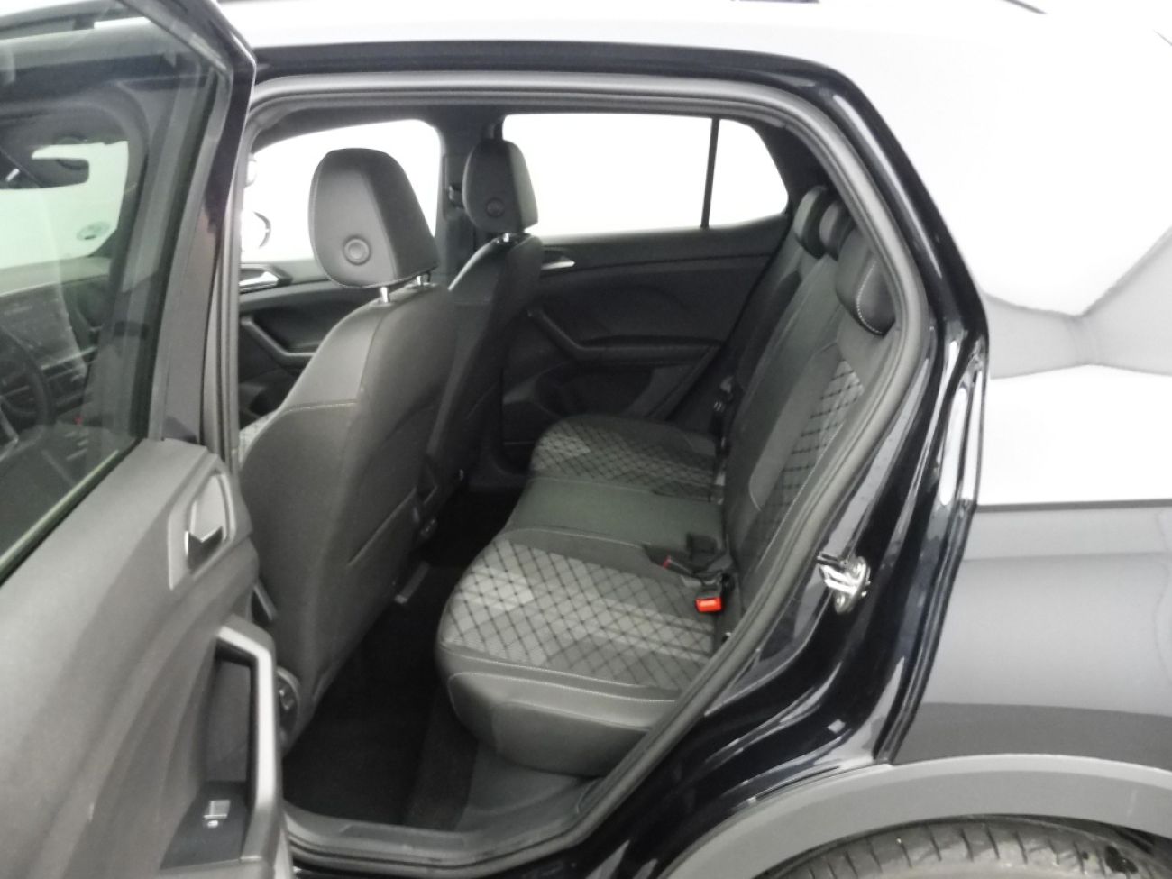 Mandataire VOLKSWAGEN T-Cross 1.0 TSI 115CH R-LINE