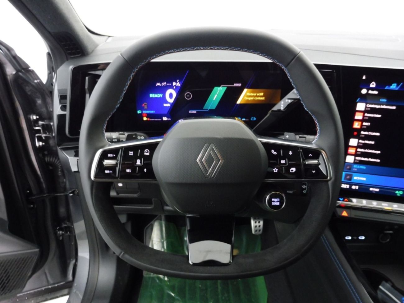 Mandataire RENAULT ESPACE VI 1.2 E-TECH FULL HYBRID 200CH ESPRIT ALPINE 7 PLACES - 25