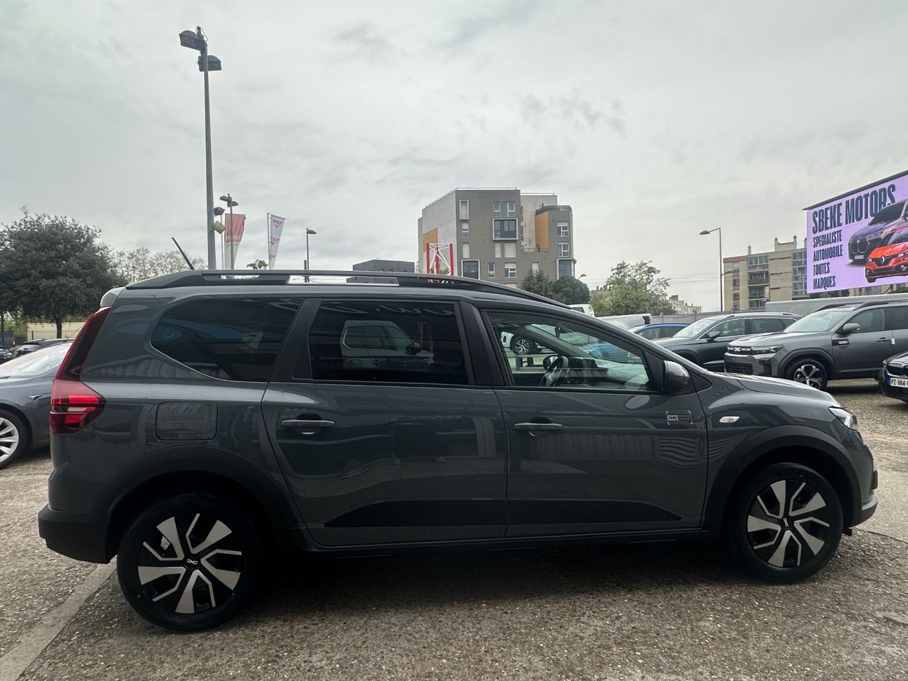 Mandataire Dacia JOGGER 1.0 ECO-G 100CH 7 PLACES EXPRESSION 7