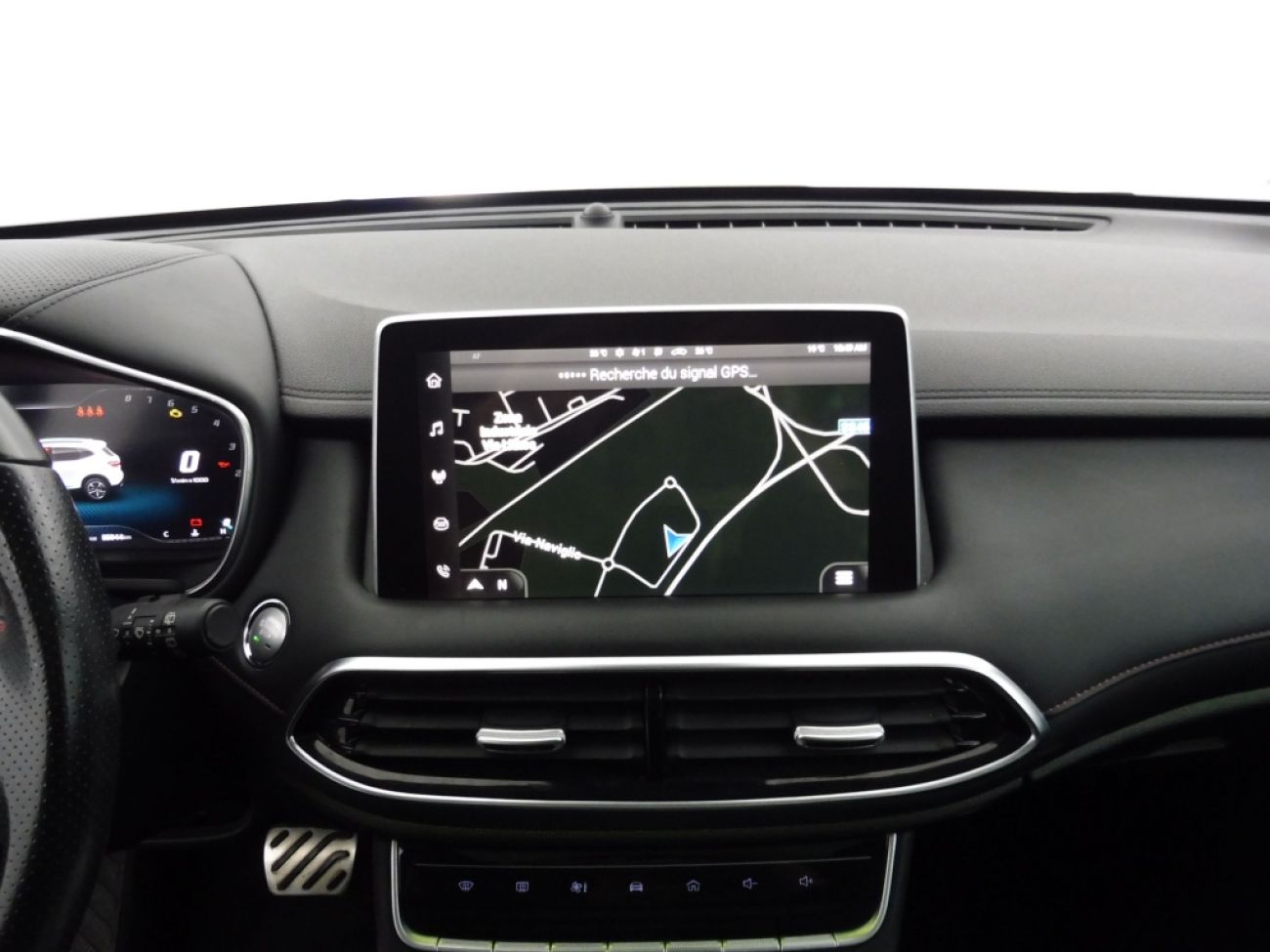 Mandataire MG HS 1.5 T-GDI 162 AT luxury