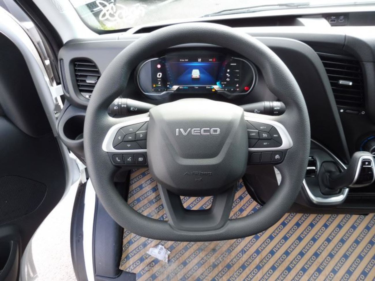 Mandataire IVECO Daily 35S18 3.0 V16 HI-MATIC H2 180CV