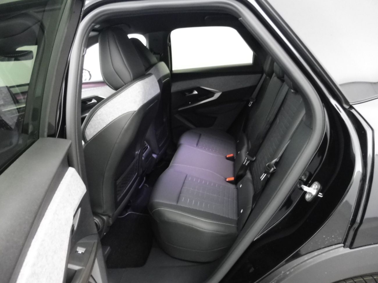 Mandataire PEUGEOT 3008 1.2 HYBRID 145CH GT E-DCS6