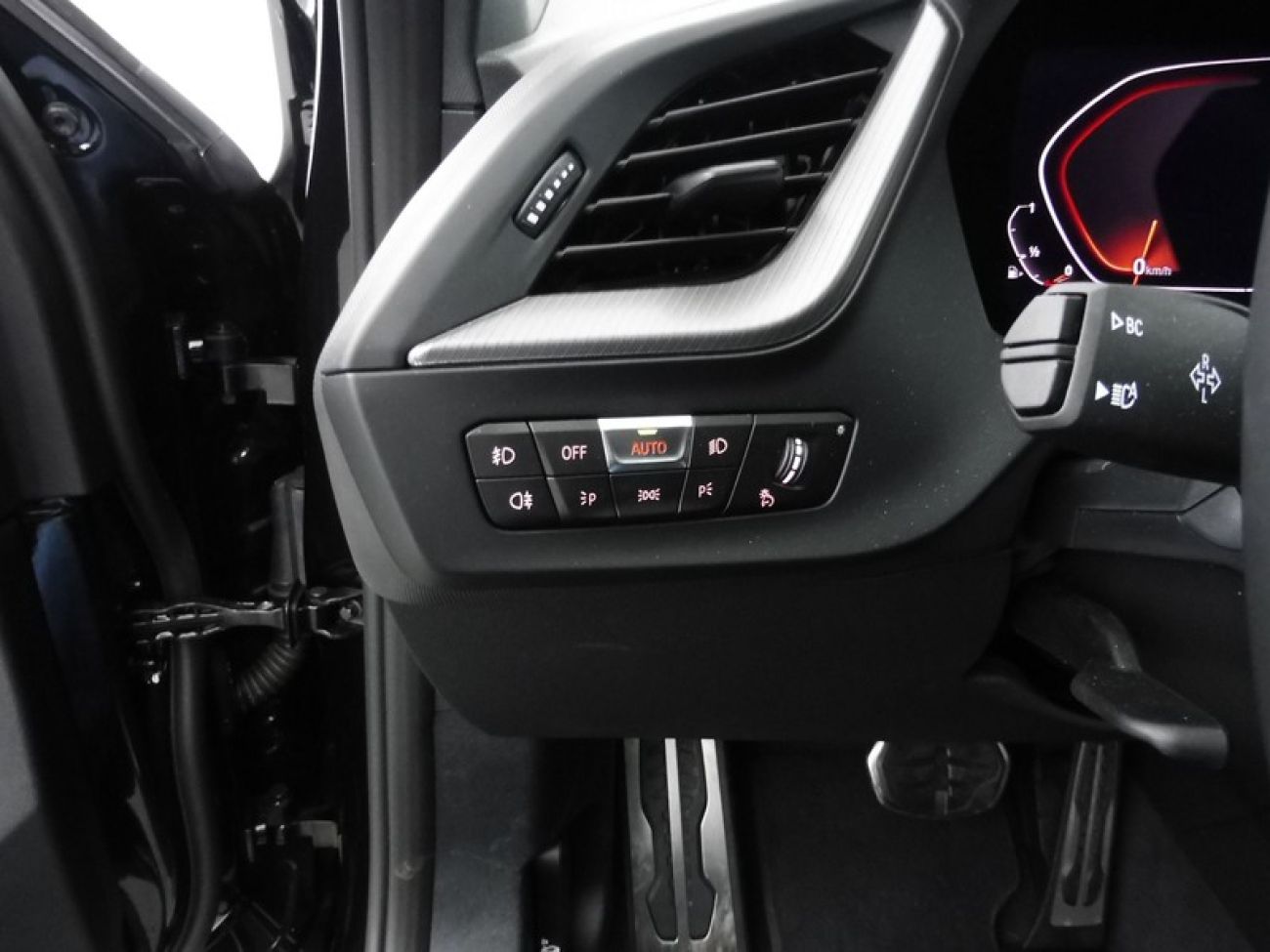 Mandataire BMW SERIE 1 118I STEPTRONIC 136 M-SPORT
