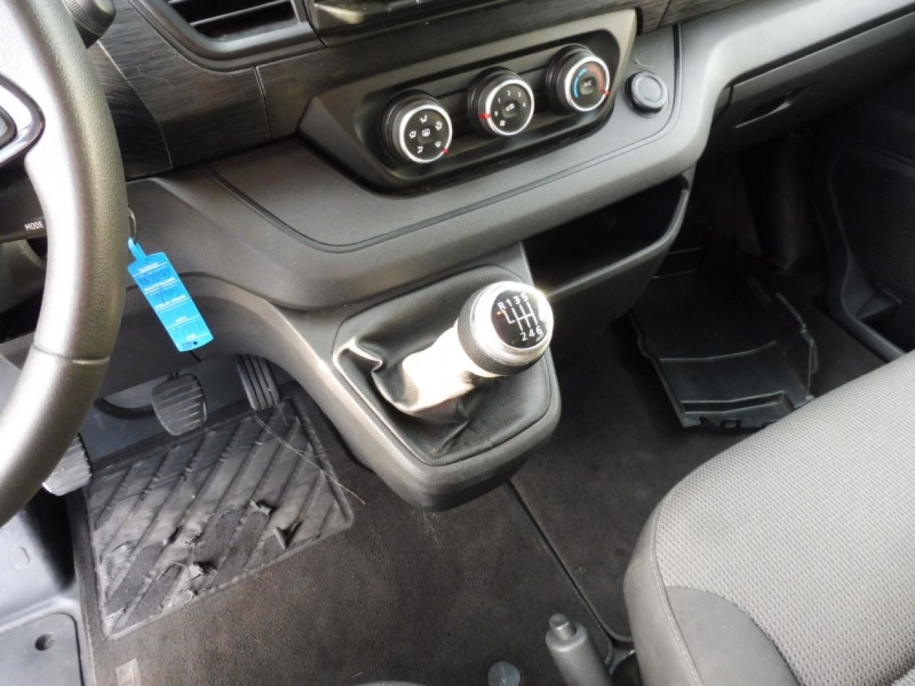 Mandataire RENAULT Trafic Passenger L1 2.0 BLUE DCI 150CH S&S ZEN 9 PLACES