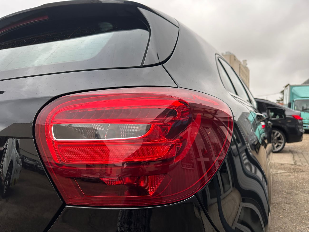 Mandataire MERCEDES CLASSE A 180 d 7G-DCT Inspiration