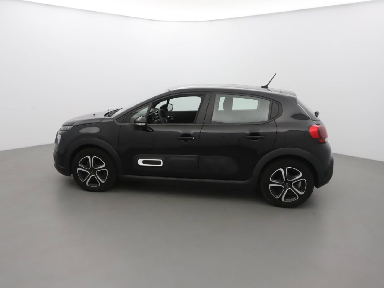 Mandataire Citroën C3 1.5 BLUEHDI 100CH S&S PLUS