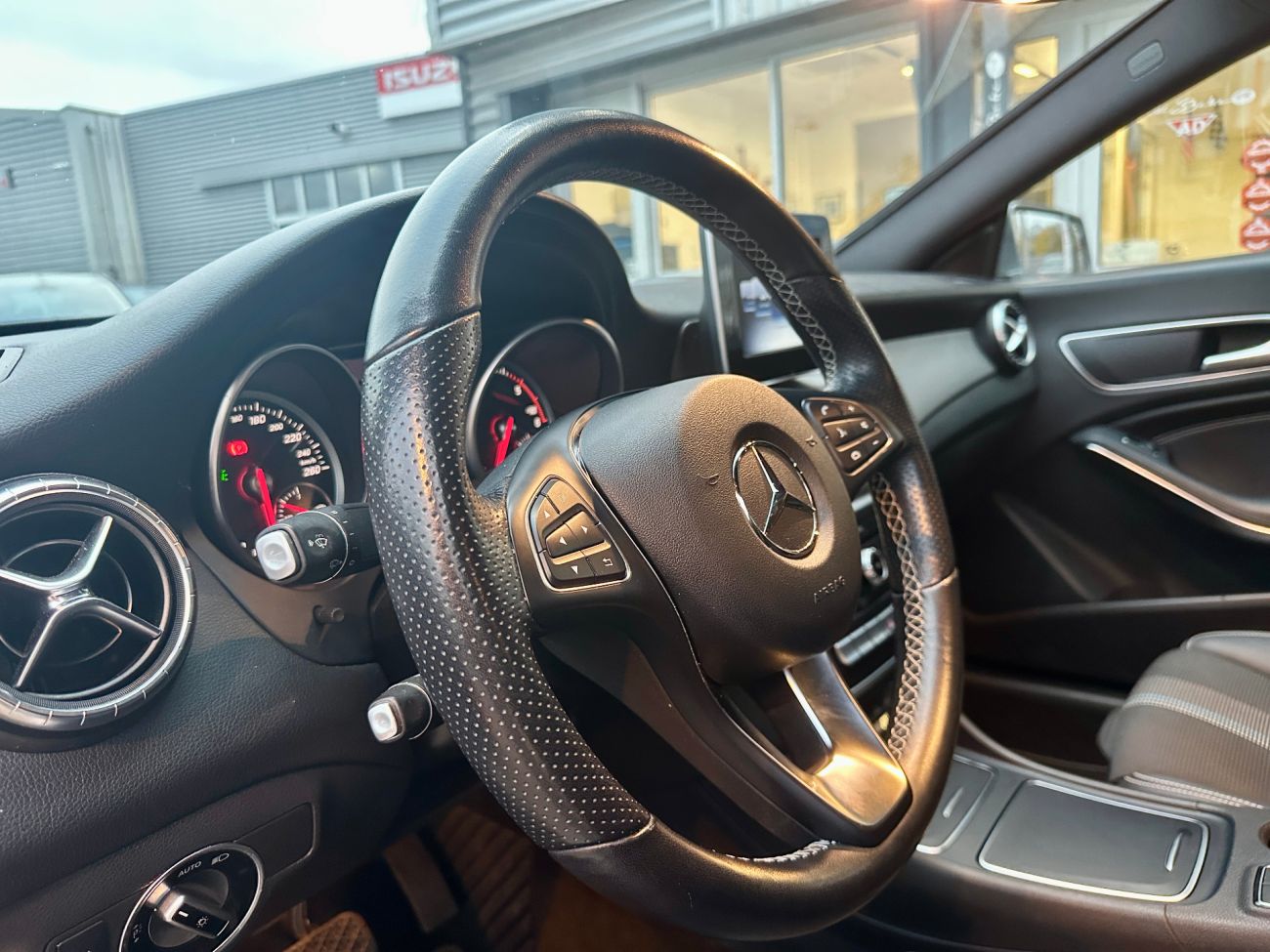 Mandataire MERCEDES CLA 200 d 7G-DCT Sensation