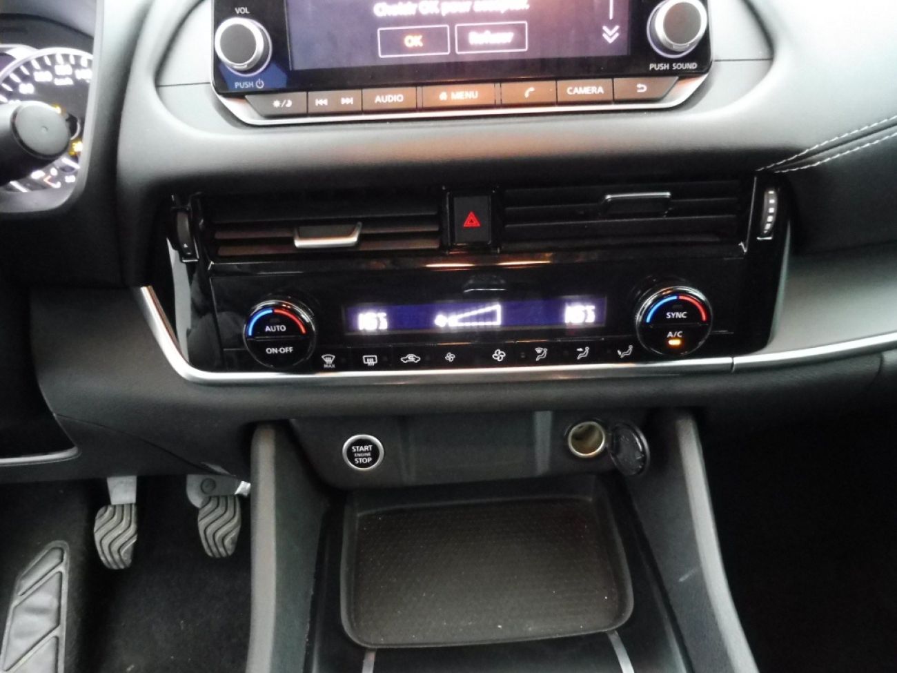 Mandataire NISSAN Qashqai 1.3 DIG-T 140 MHEVacenta