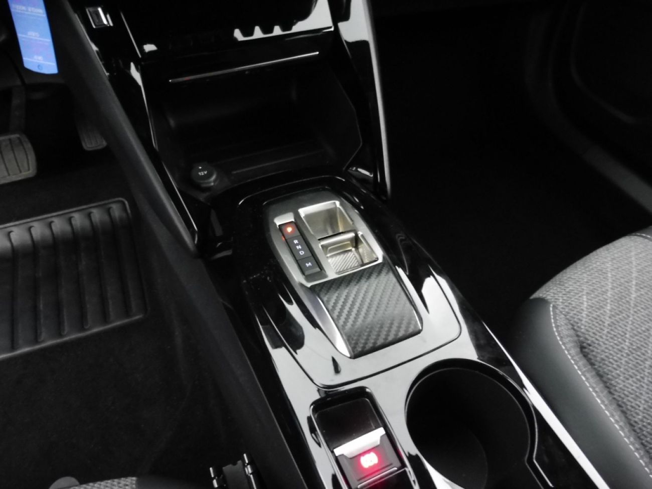 Mandataire PEUGEOT 2008 1.2 PURETECH 130CH S&S ALLURE EAT8