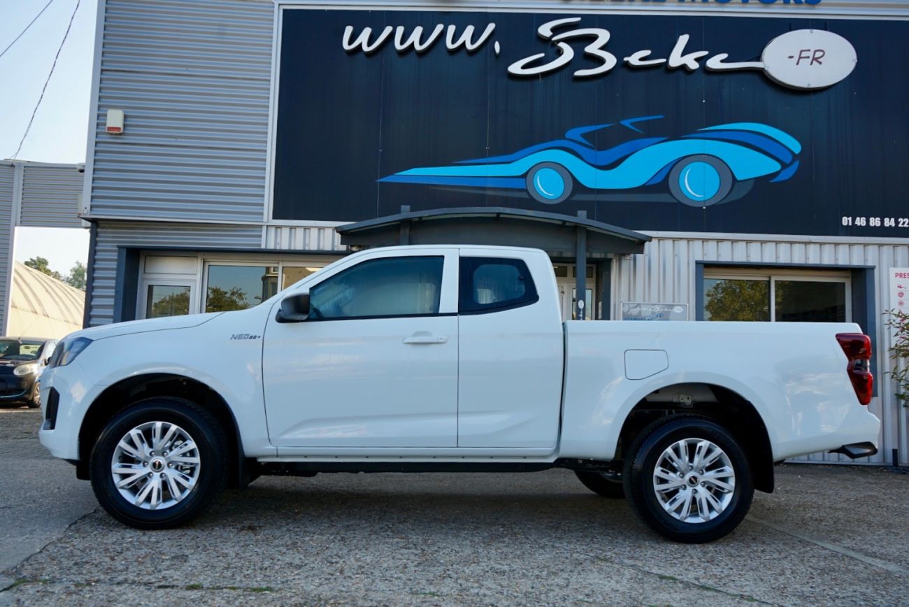 Mandataire ISUZU D-MAX N60 SPACE CAB 1.9 164 CH 4X4 BVA BB+