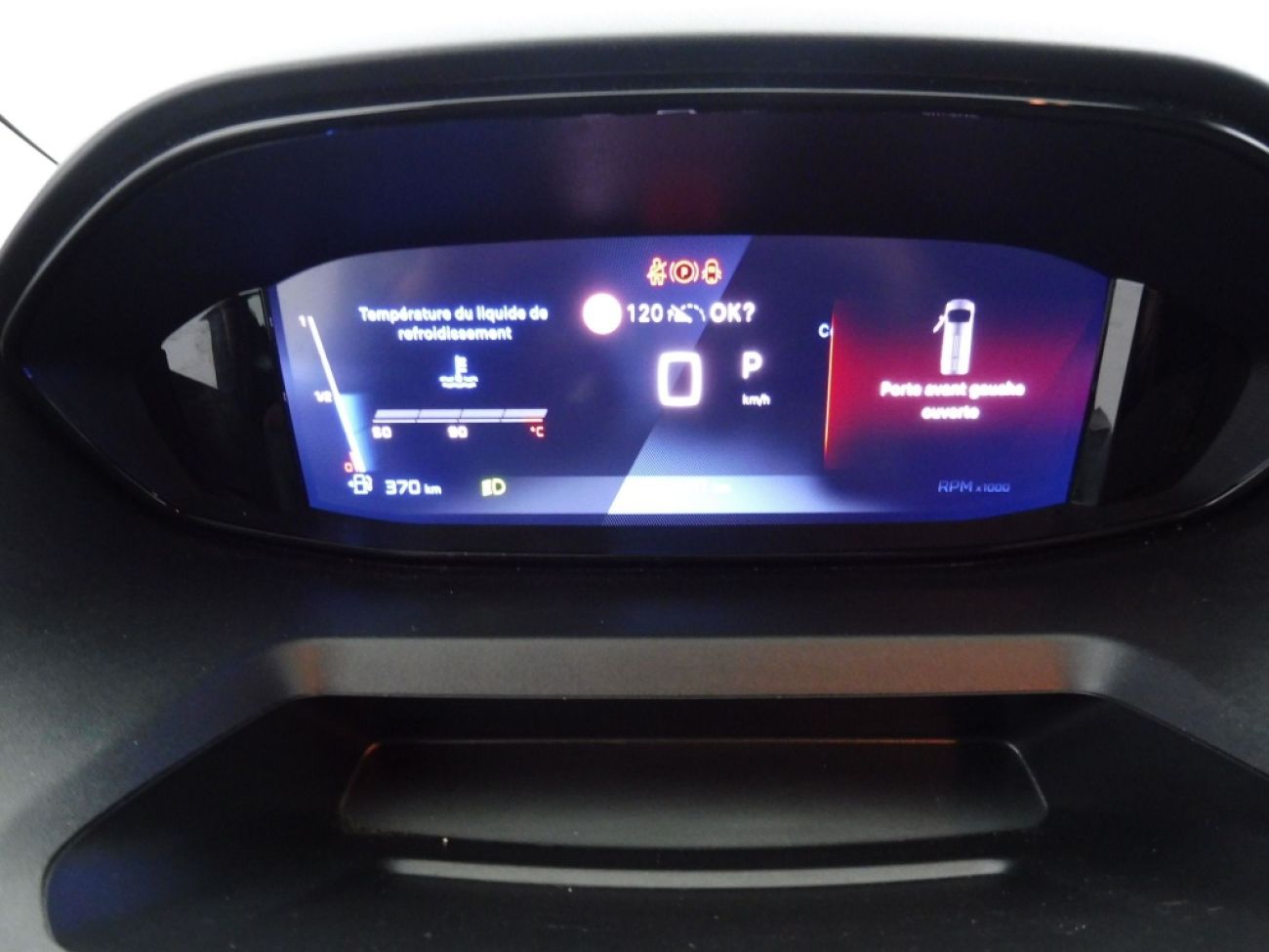 Mandataire PEUGEOT Rifter TAILLE XL - 1.5 BLUEHDI 130CH S&S GT EAT8 7 PLACES