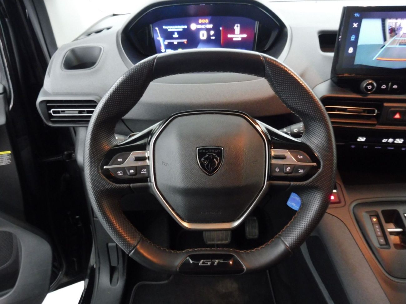 Mandataire PEUGEOT Rifter TAILLE XL - 1.5 BLUEHDI 130CH S&S GT EAT8 7 PLACES