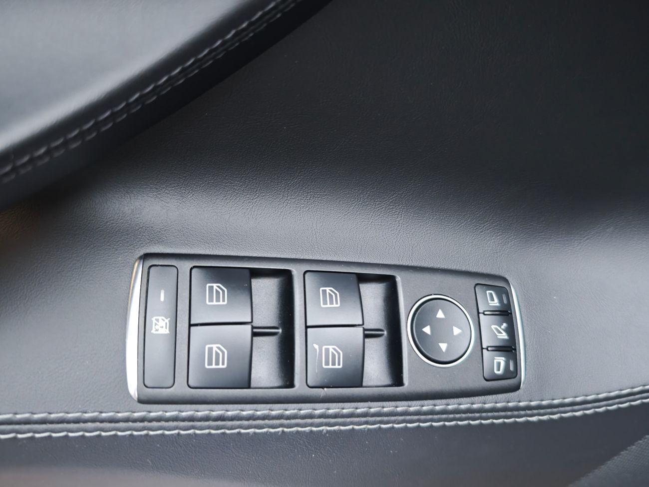 Mandataire TESLA MODEL S Grande Autonomie