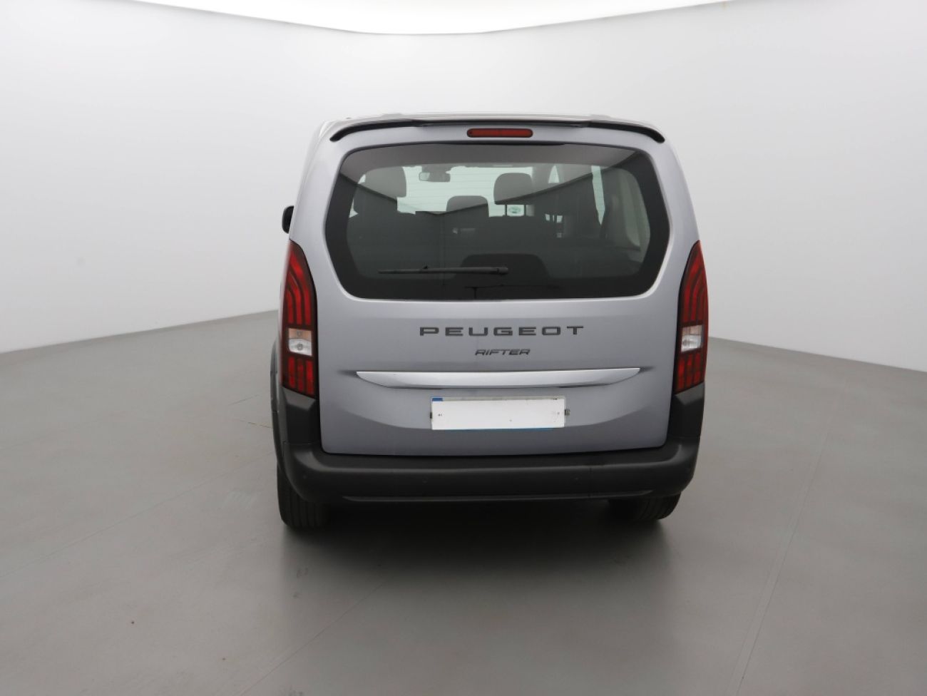 Mandataire PEUGEOT RIFTER TAILLE M - 1.5 BLUEHDI 100CH S&S ALLURE 5 PLACES