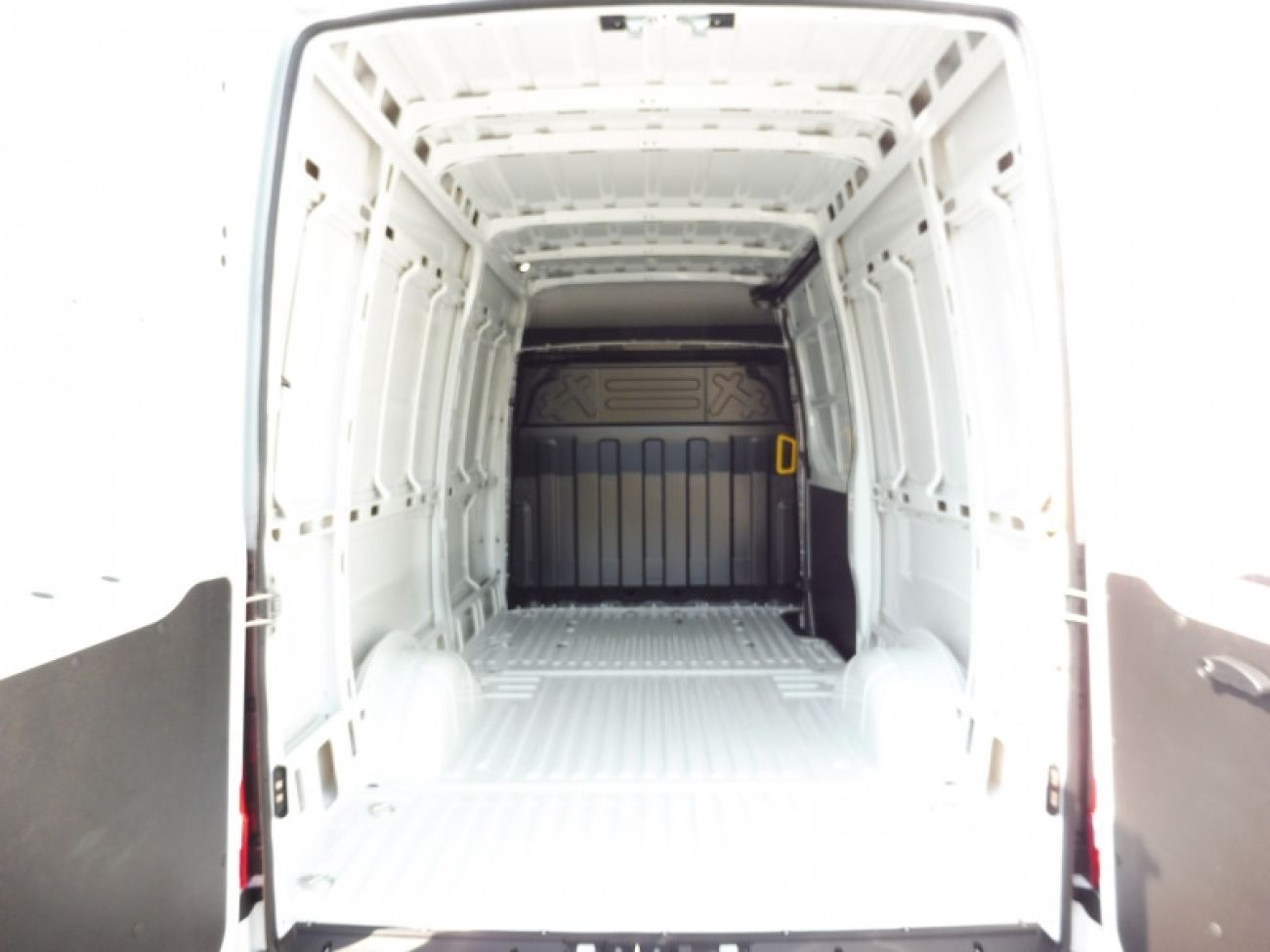 Mandataire IVECO Daily 35S16 2.3 V12 HI-MATIC 156CV
