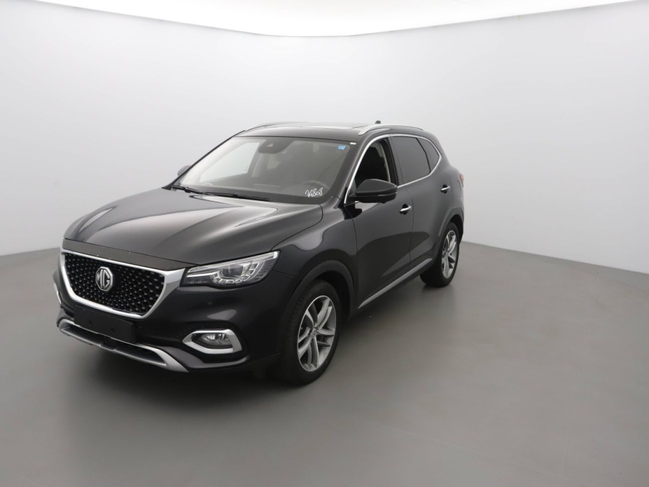 Mandataire MG HS 1.5 T-GDI 162 AT luxury