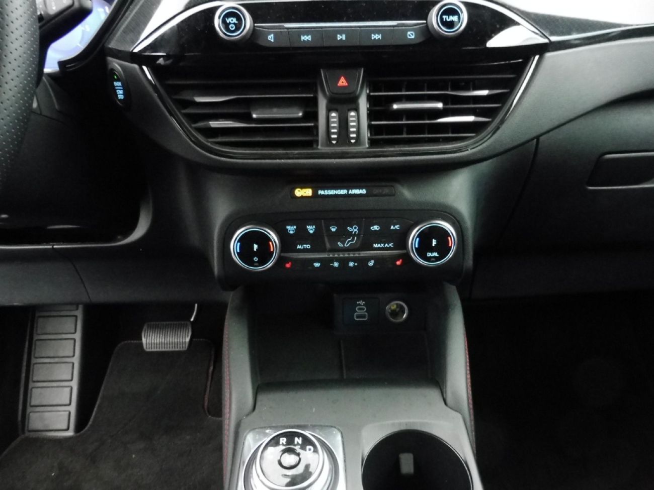 Mandataire Ford KUGA 2.0 TDCI 120CH ST-LINE POWERSHIFT