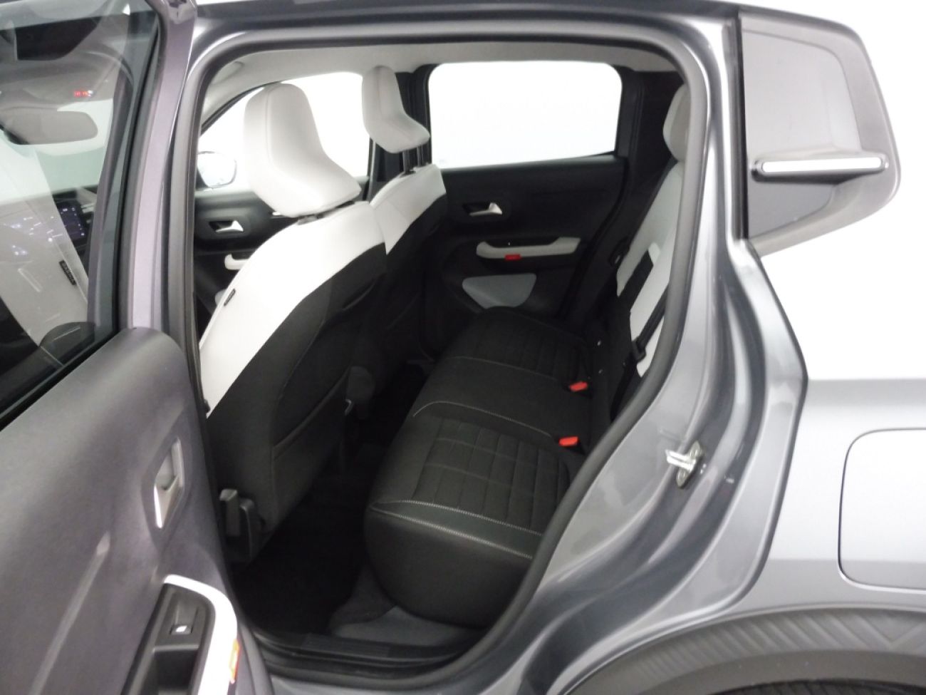 Mandataire Citroën C3 1.2 TURBO 100CH MAX