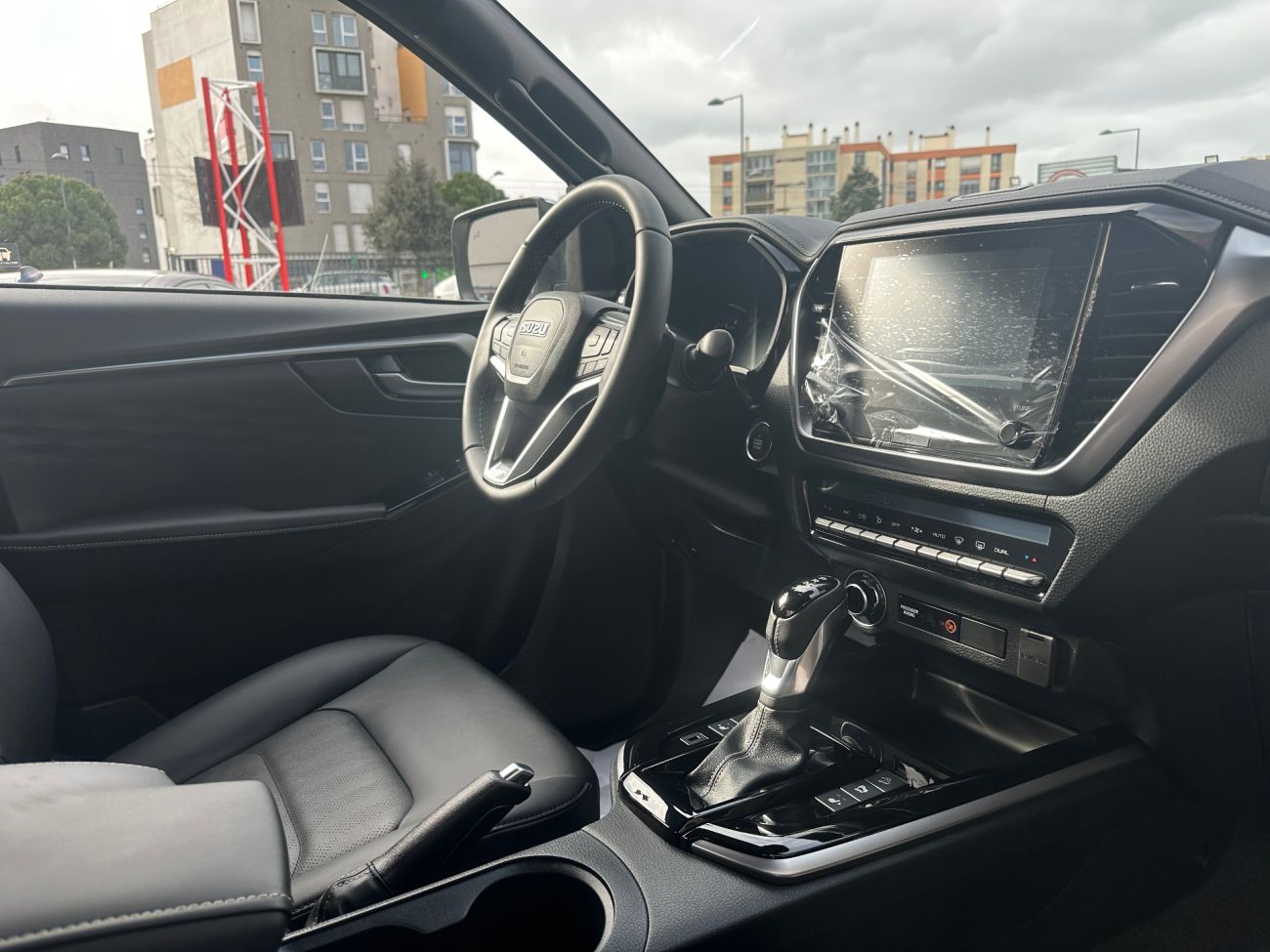 Mandataire ISUZU D-MAX N60 SPACE CAB 1.9 164 CH 4X4 BVA F+  2P