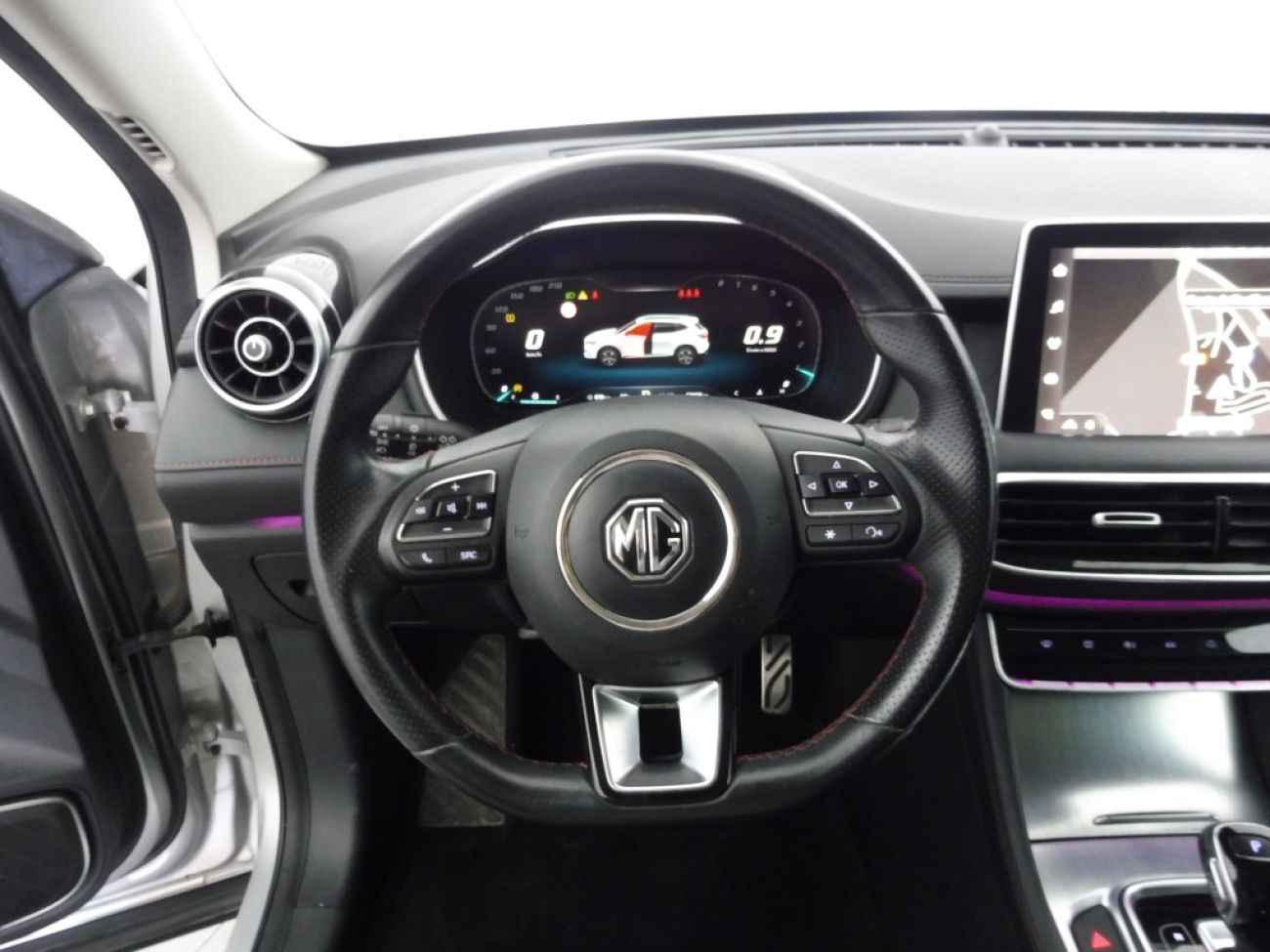 Mandataire MG HS 1.5 T-GDI 162 AT luxury