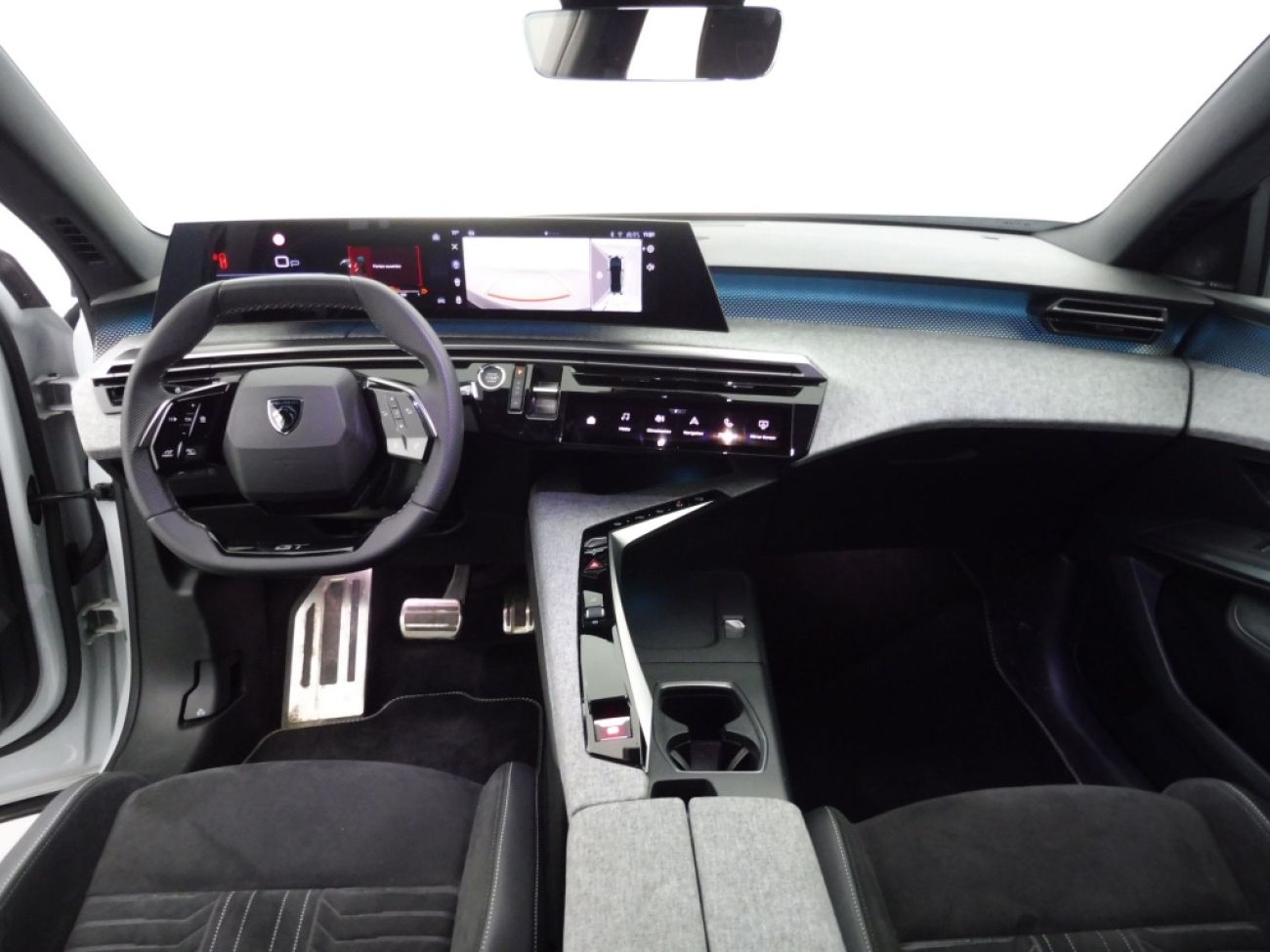 Mandataire PEUGEOT 3008 HYBRID 136CH GT E-DCS6
