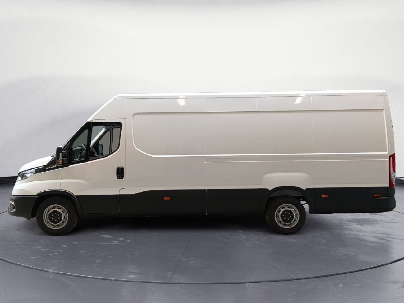 Mandataire IVECO Daily 35S18 3.0 V16 HI-MATIC H2 180CV