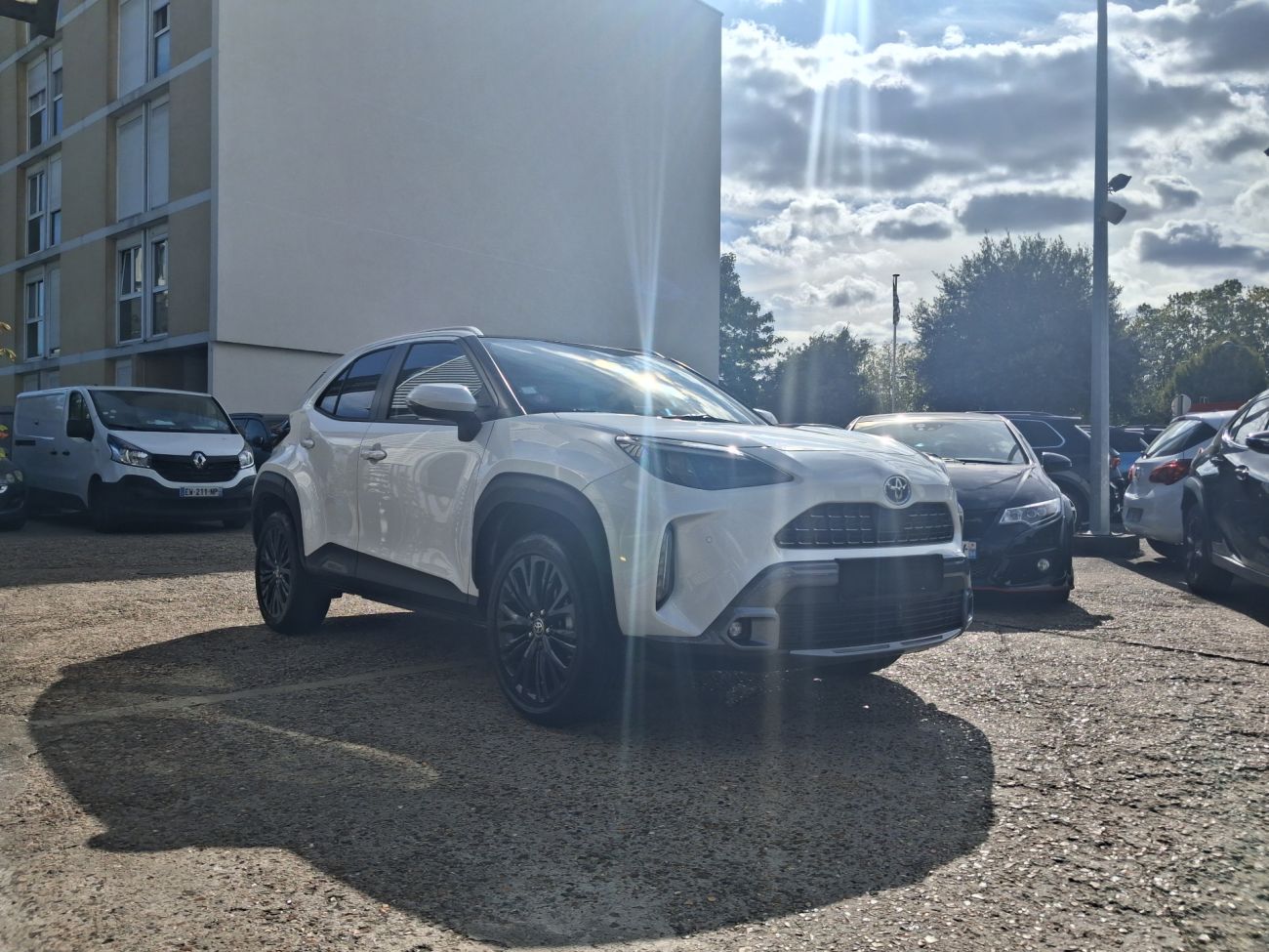 Mandataire TOYOTA YARIS CROSS HYBRIDE MY21 116h 2WD Trail