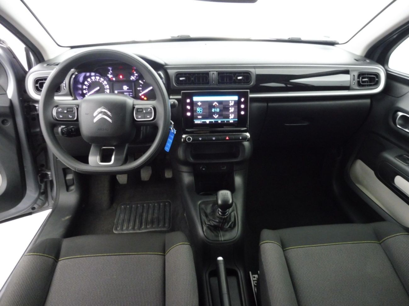 Mandataire Citroën C3 1.5 BLUEHDI 100CH S&S PLUS