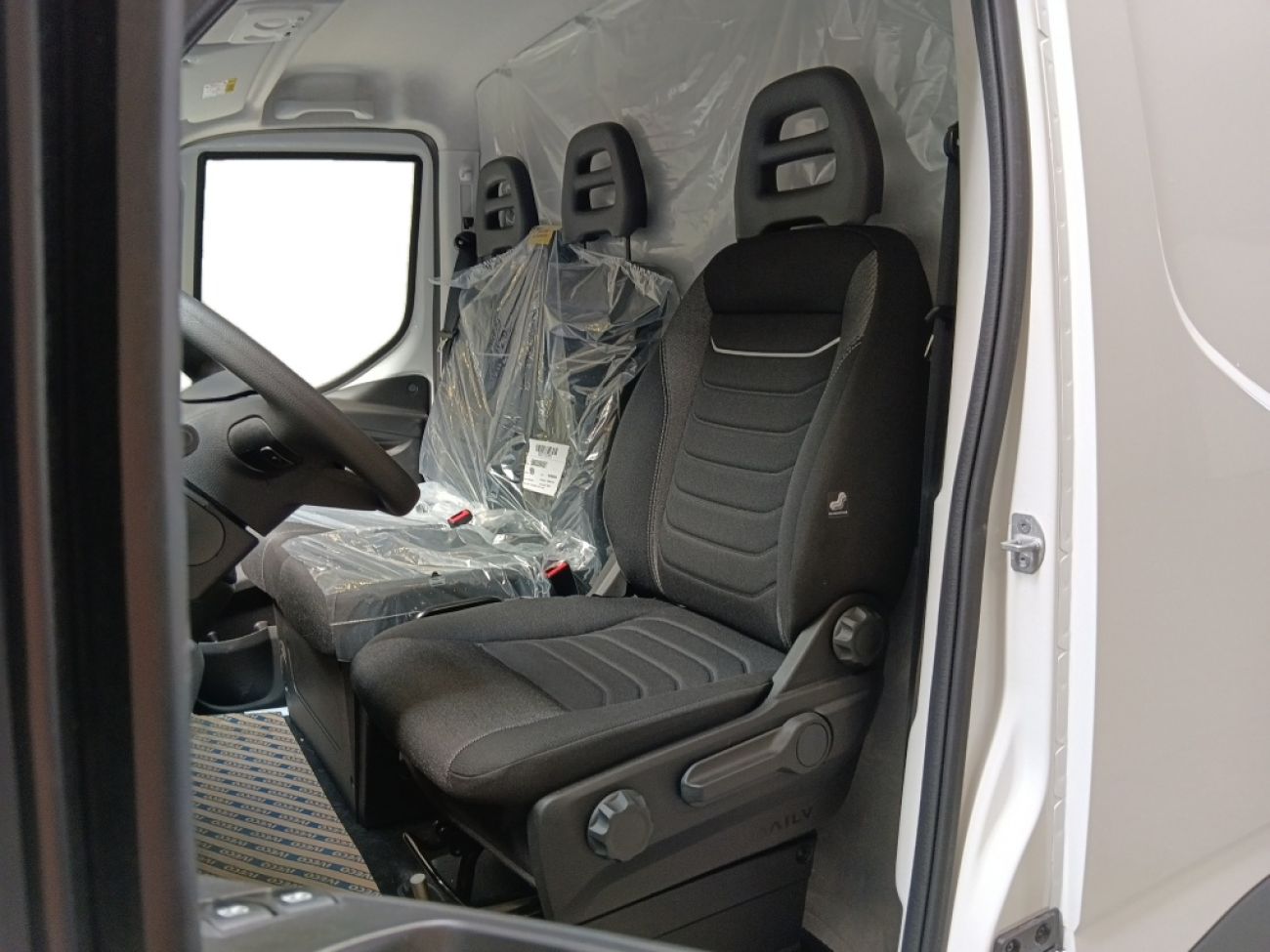 Mandataire IVECO Daily 35S16 2.3 V12 156CV
