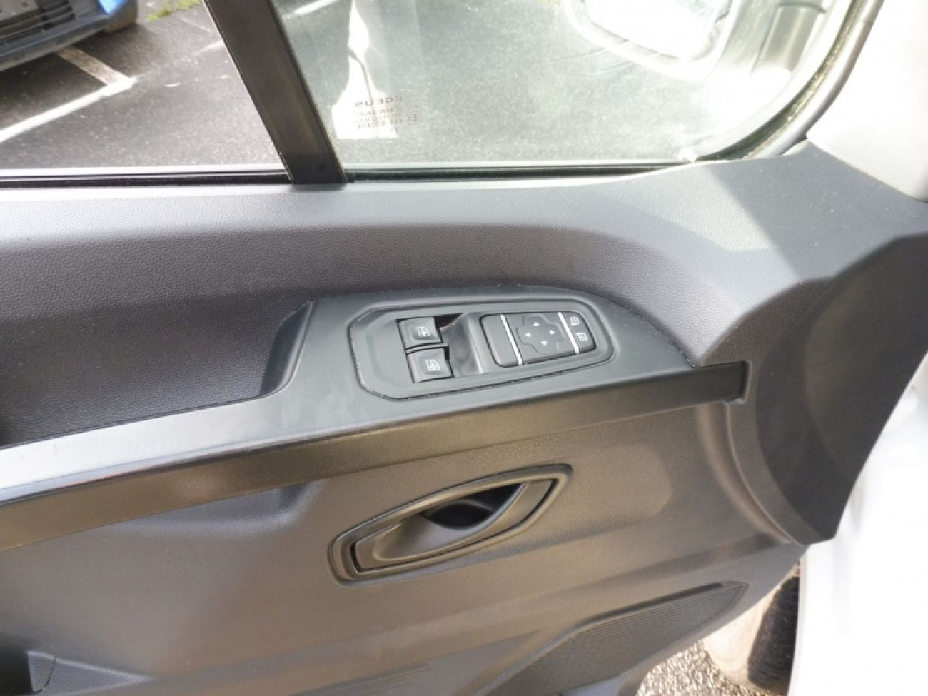 Mandataire RENAULT Trafic Passenger L1 2.0 BLUE DCI 150CH S&S ZEN 9 PLACES